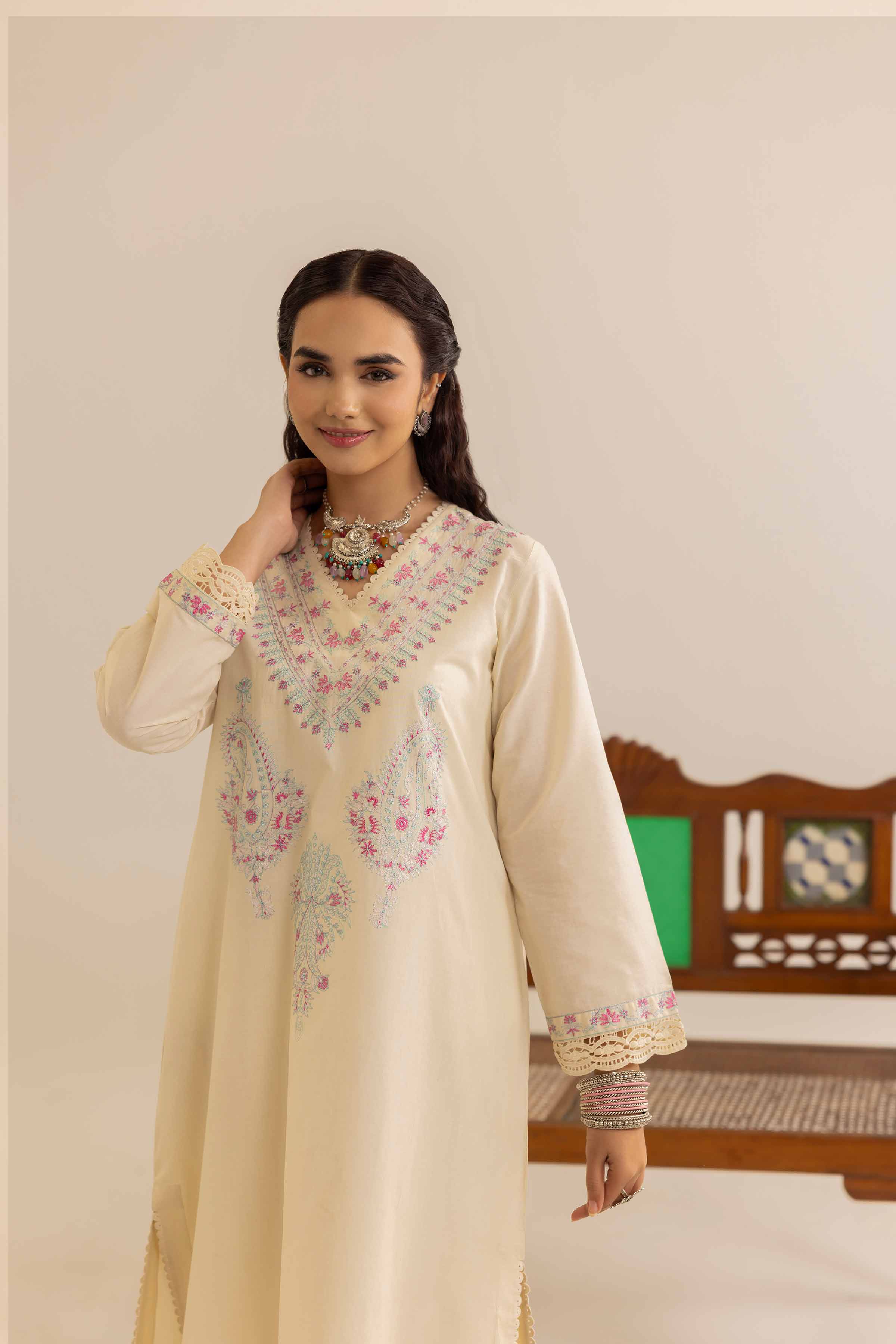 2 Piece - Embroidered Suit - PE25-138 - Image 3