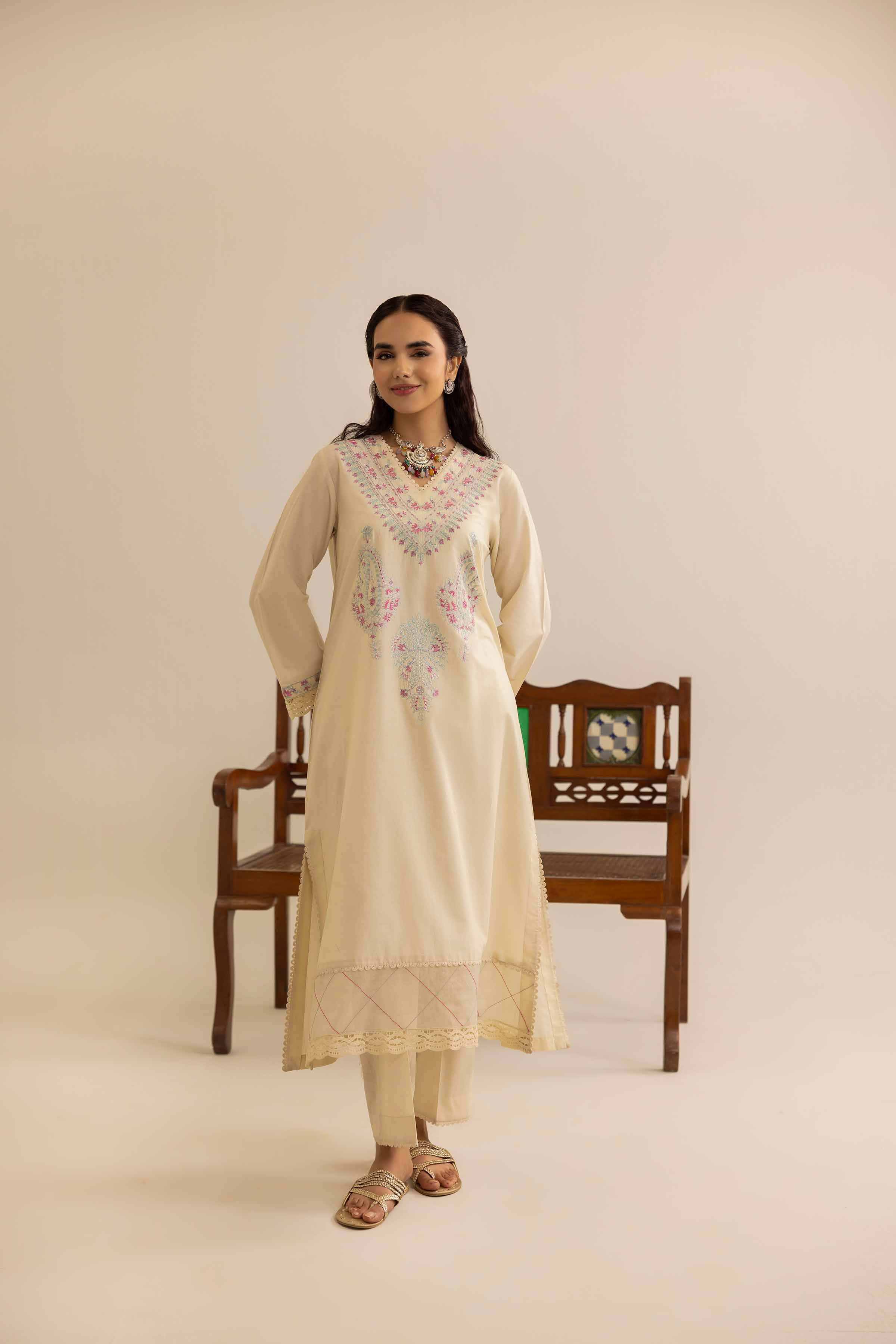 2 Piece - Embroidered Suit - PE25-138 - Image 4