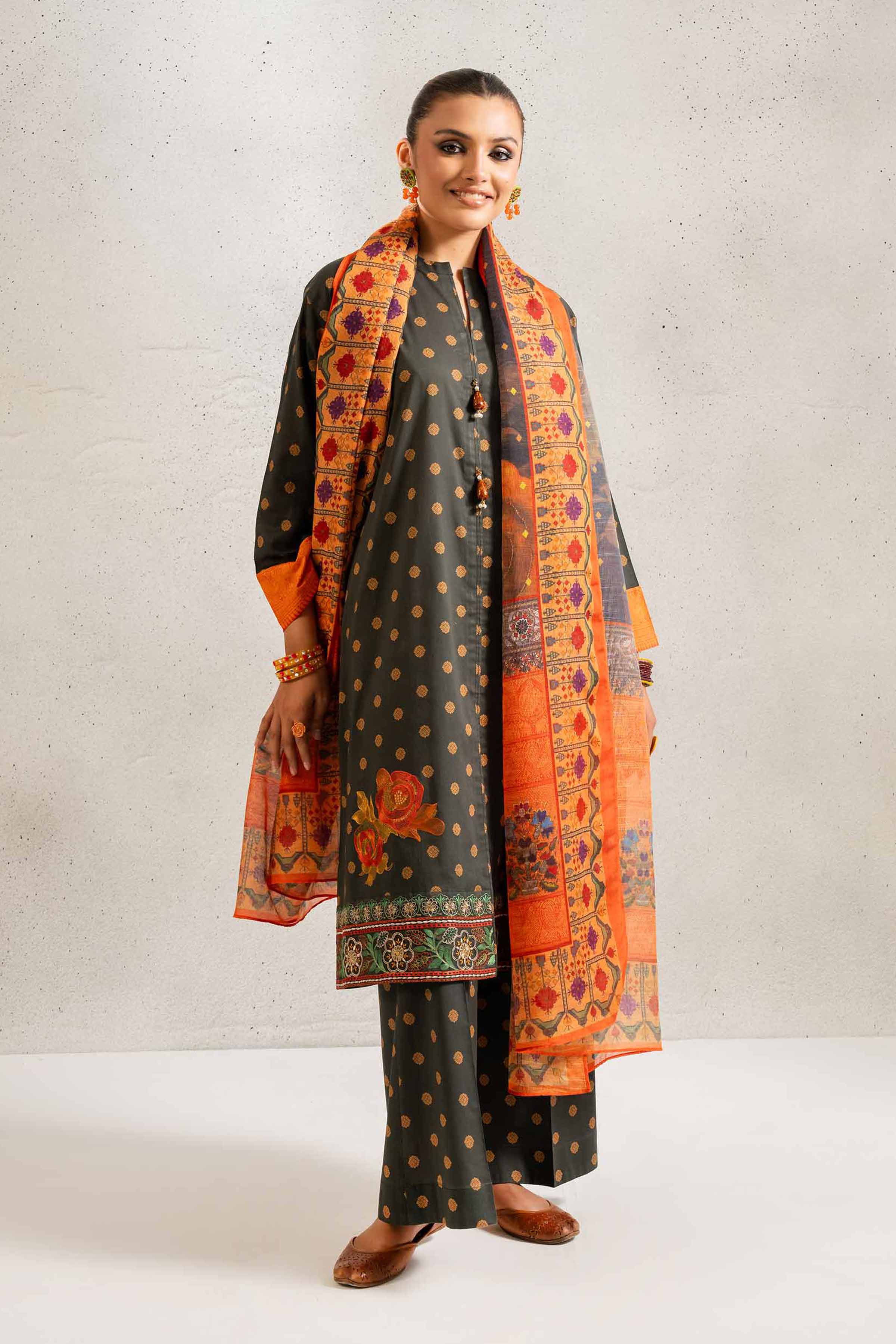3 Piece - Printed Embroidered Suit - PE25-140 - Image 2