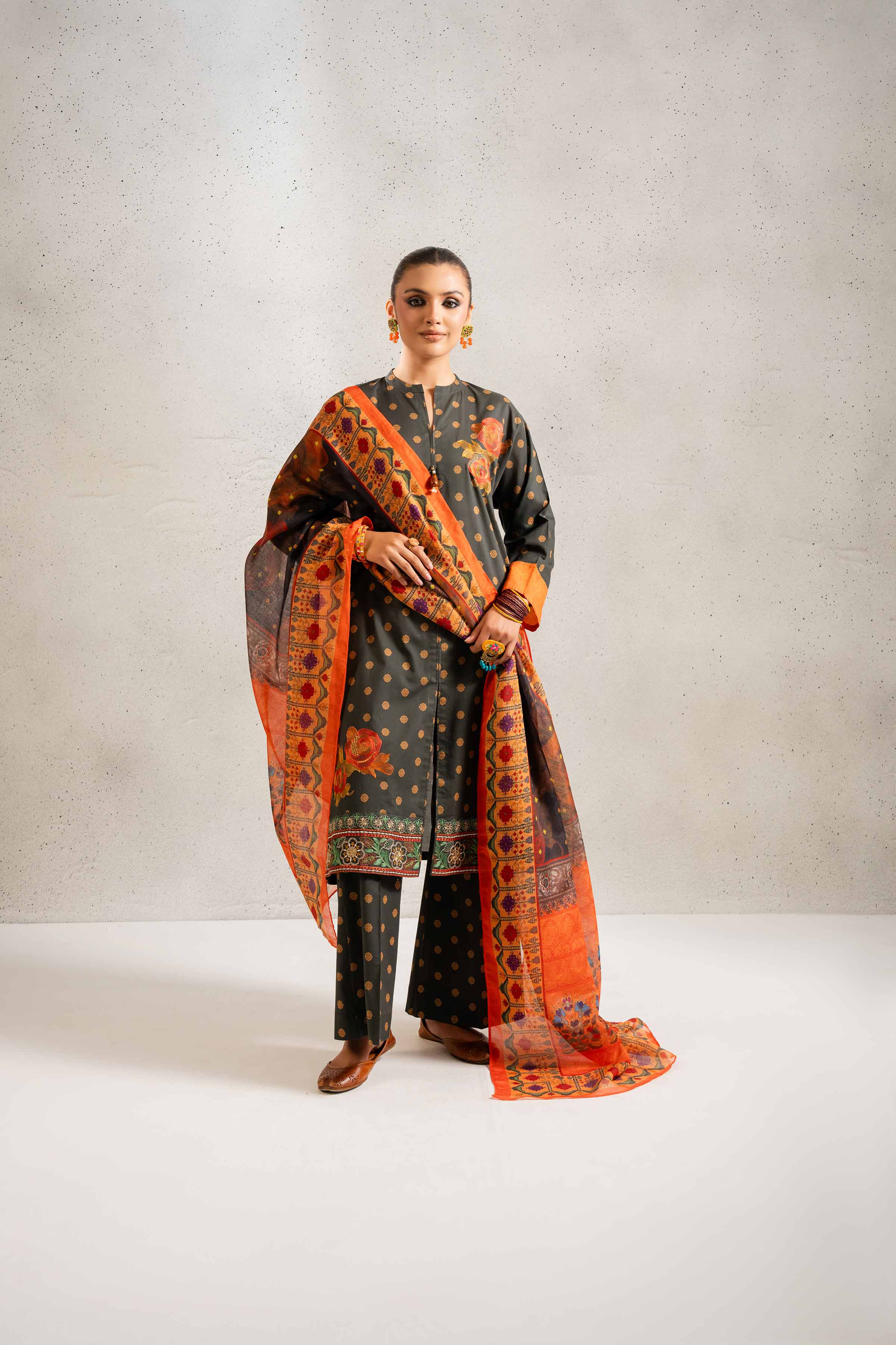 3 Piece - Printed Embroidered Suit - PE25-140 - Image 5