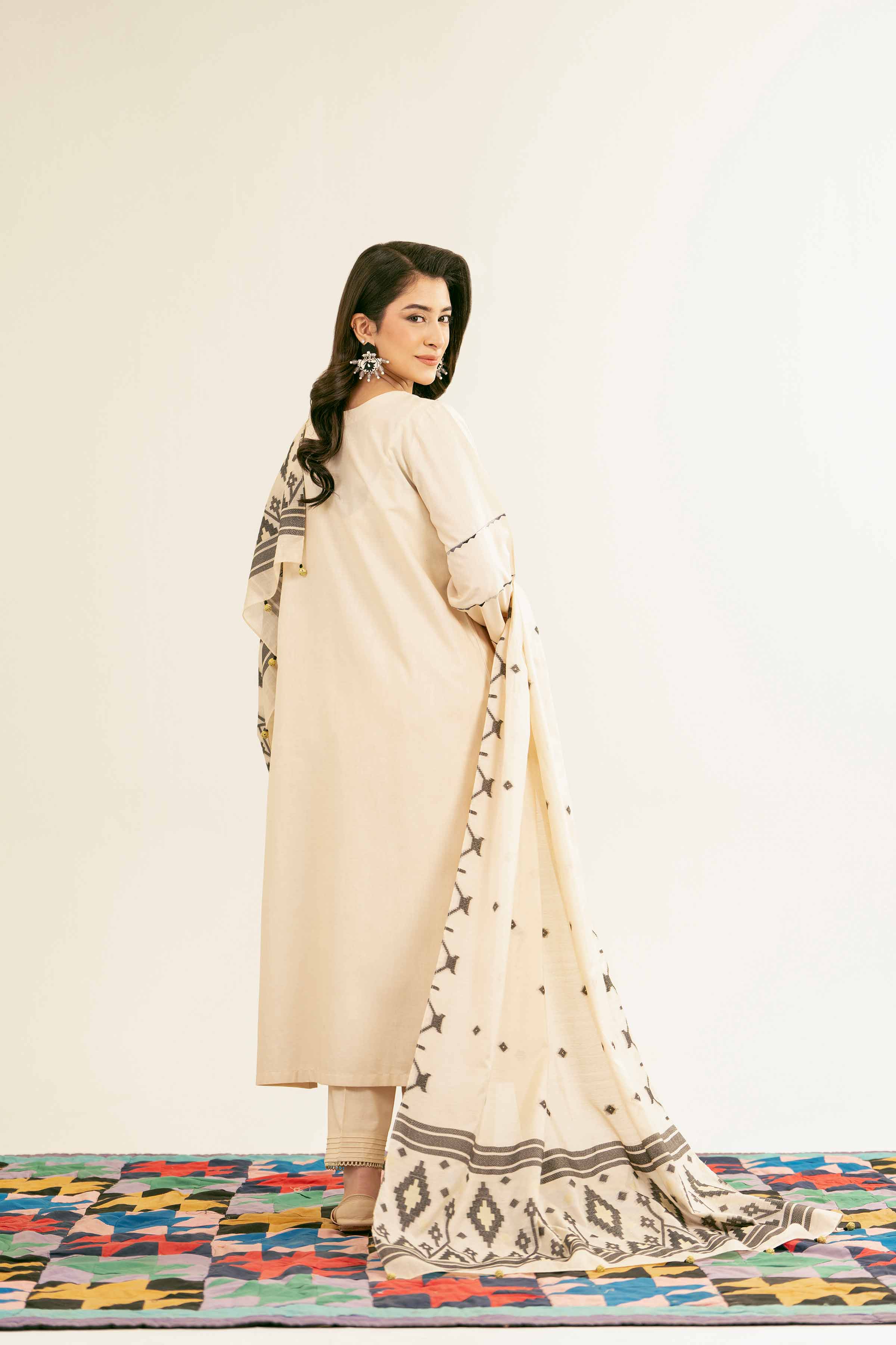 3 Piece - Embroidered Suit - PE25-141 - Image 3