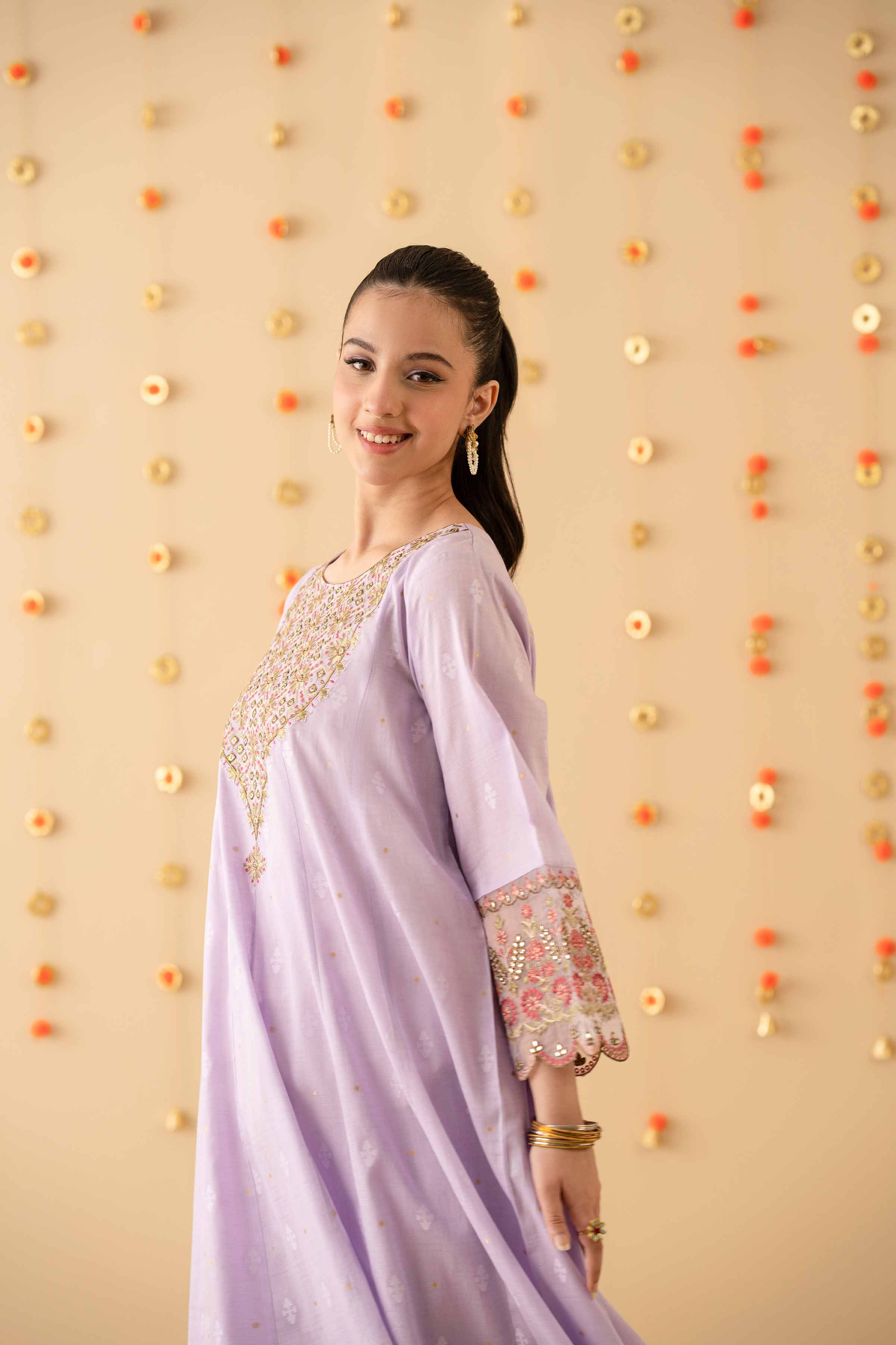 2 Piece - Embroidered Suit - PE25-142 - Image 3