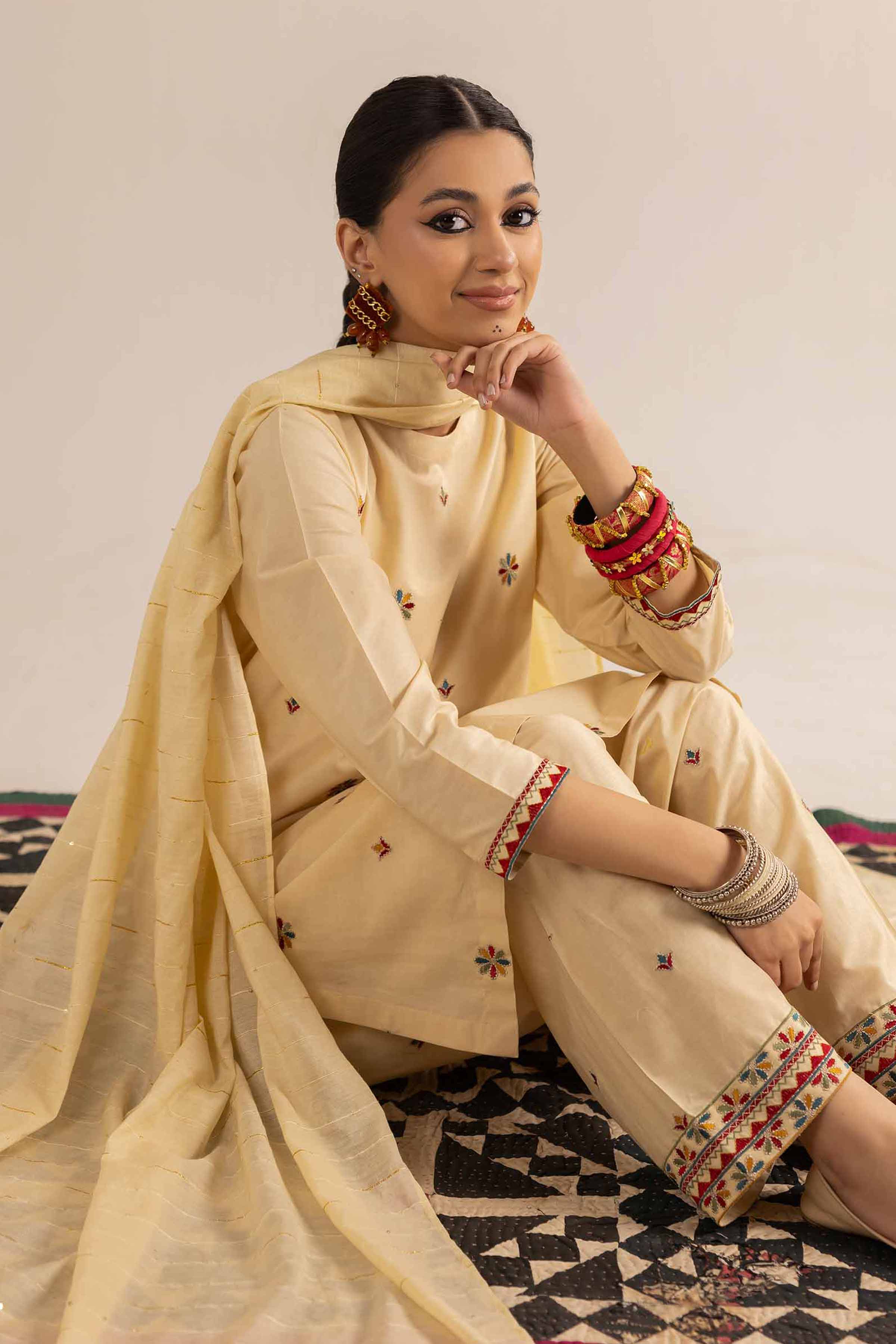 3 Piece - Embroidered Suit - PE25-146 - Image 4