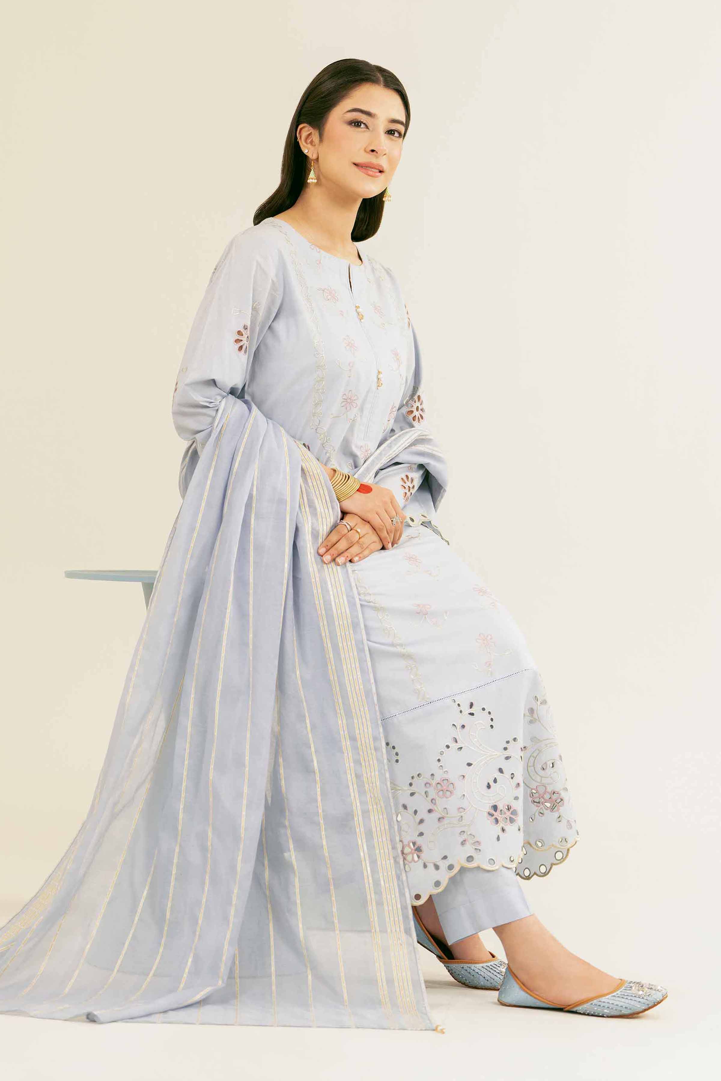 3 Piece - Embroidered Suit - PE25-166