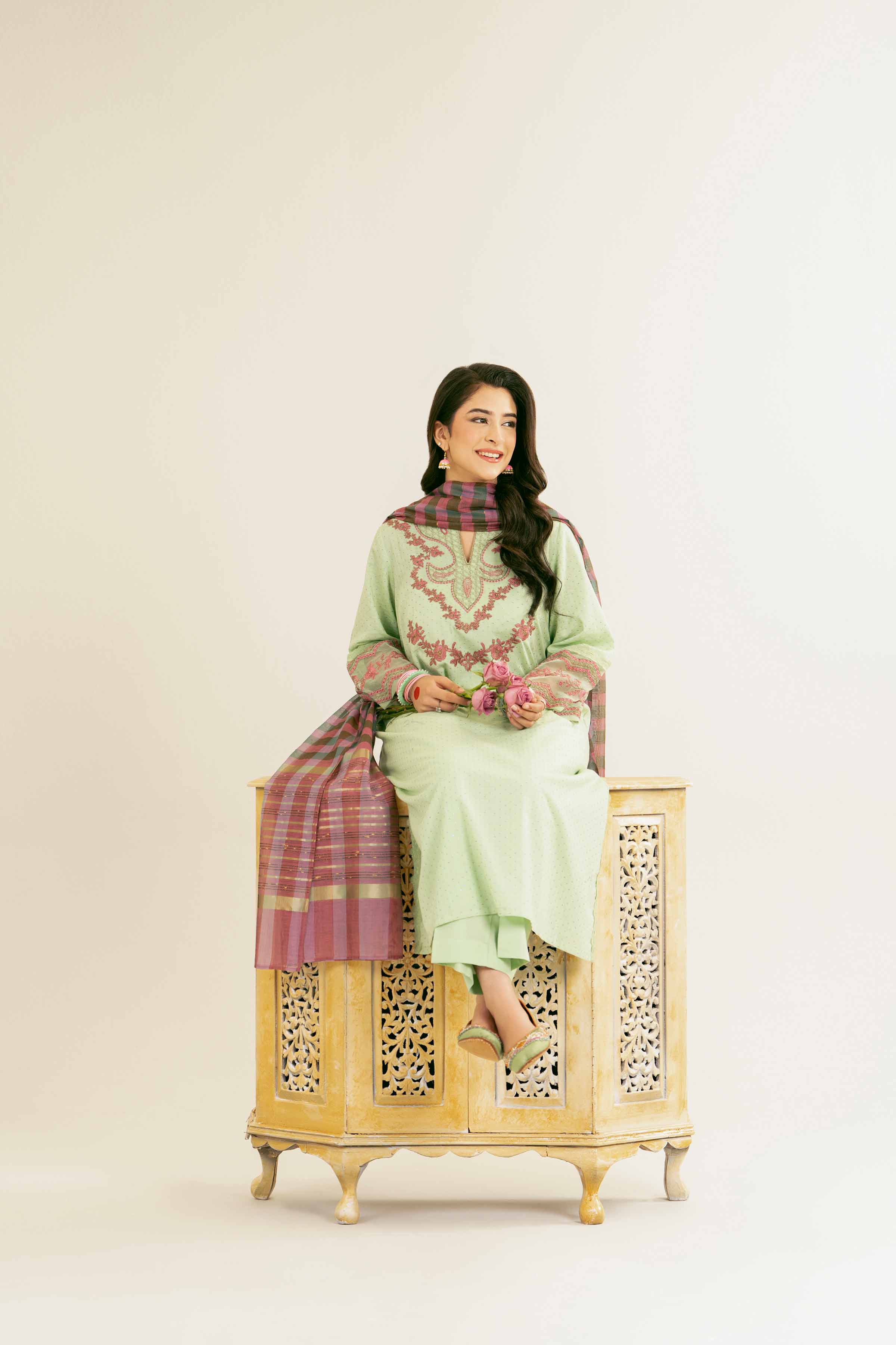 3 Piece - Embroidered Suit - PE25-171 - Image 5