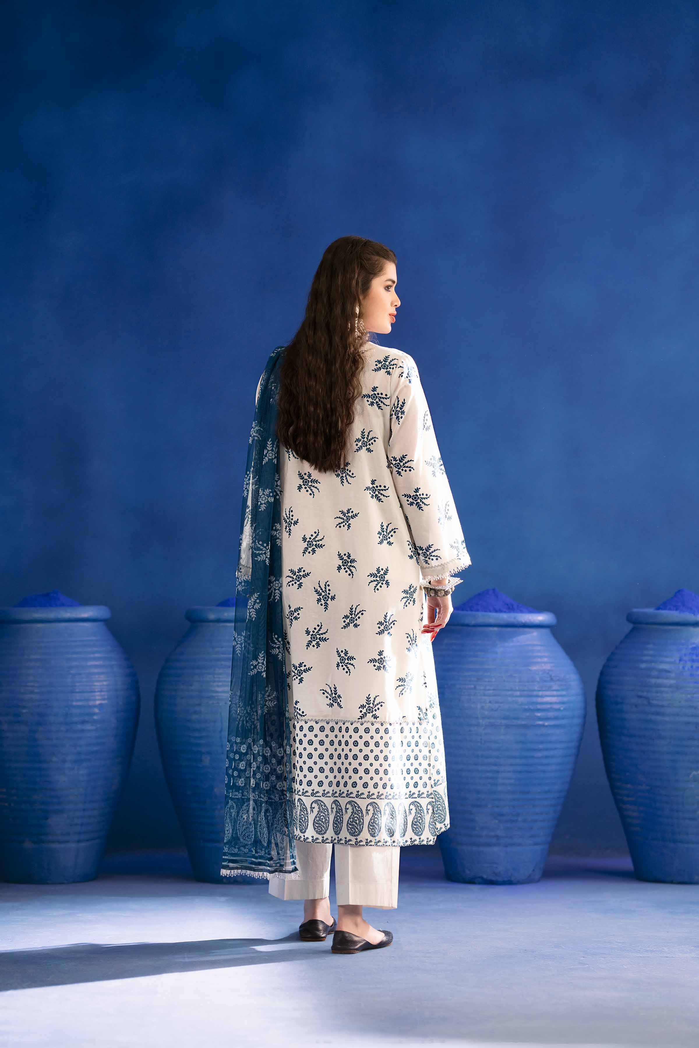 3 Piece - Printed Embroidered Suit - PE25-180 - Image 3