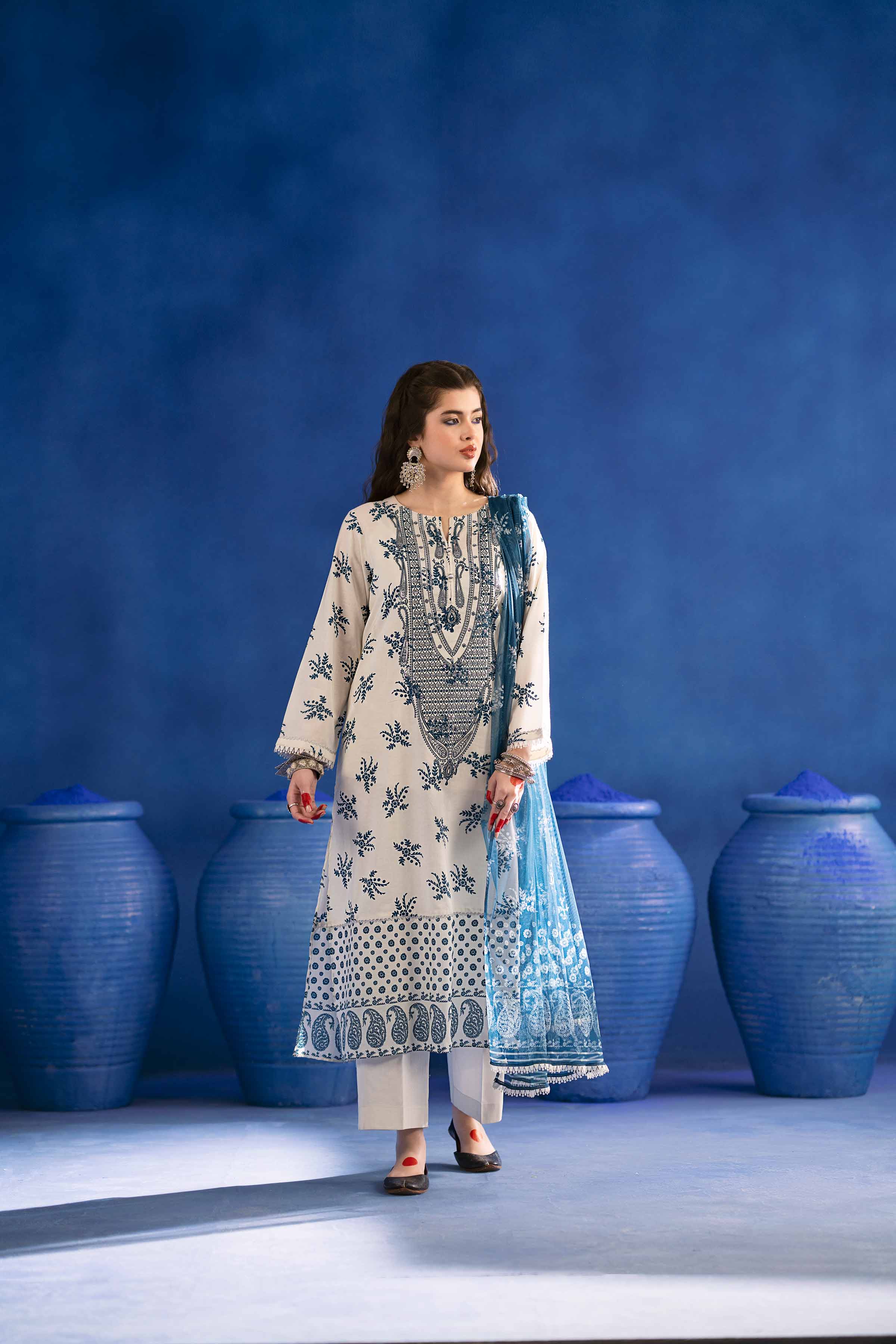 3 Piece - Printed Embroidered Suit - PE25-180 - Image 5