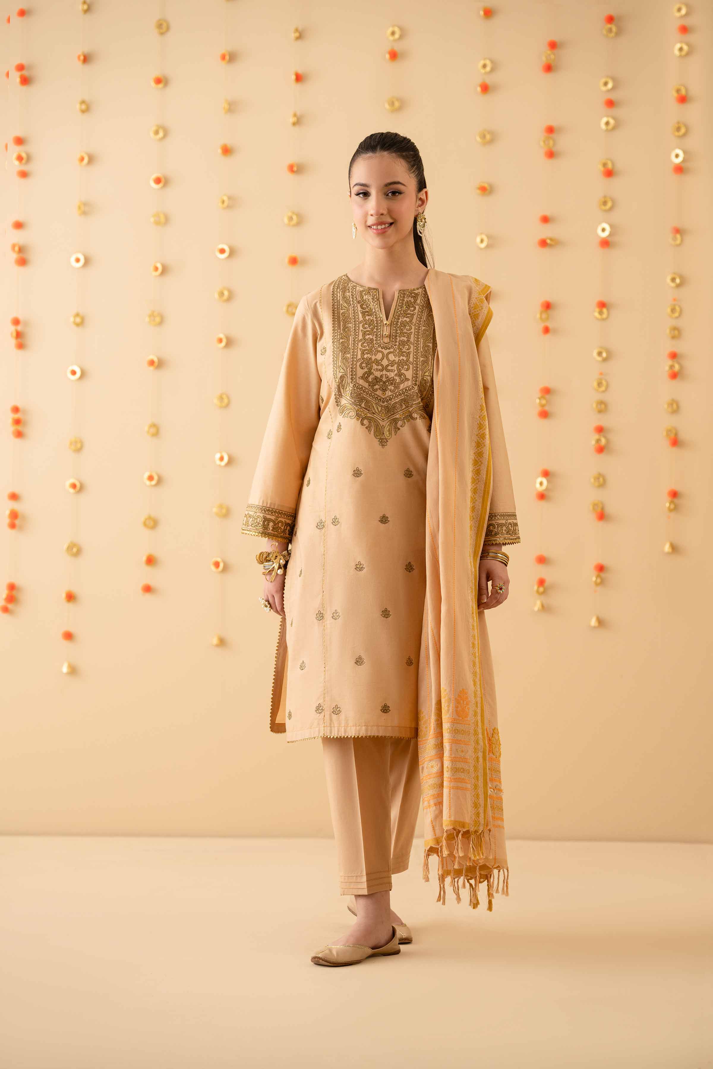 3 Piece - Embroidered Suit - PE25-184 - Image 10