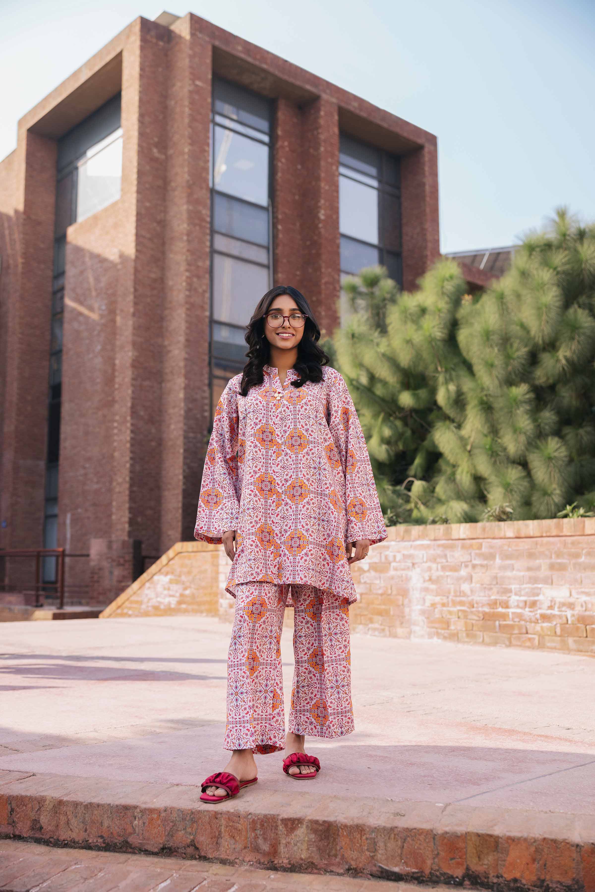 2 Piece - Printed Suit - PE25-194 - Image 4