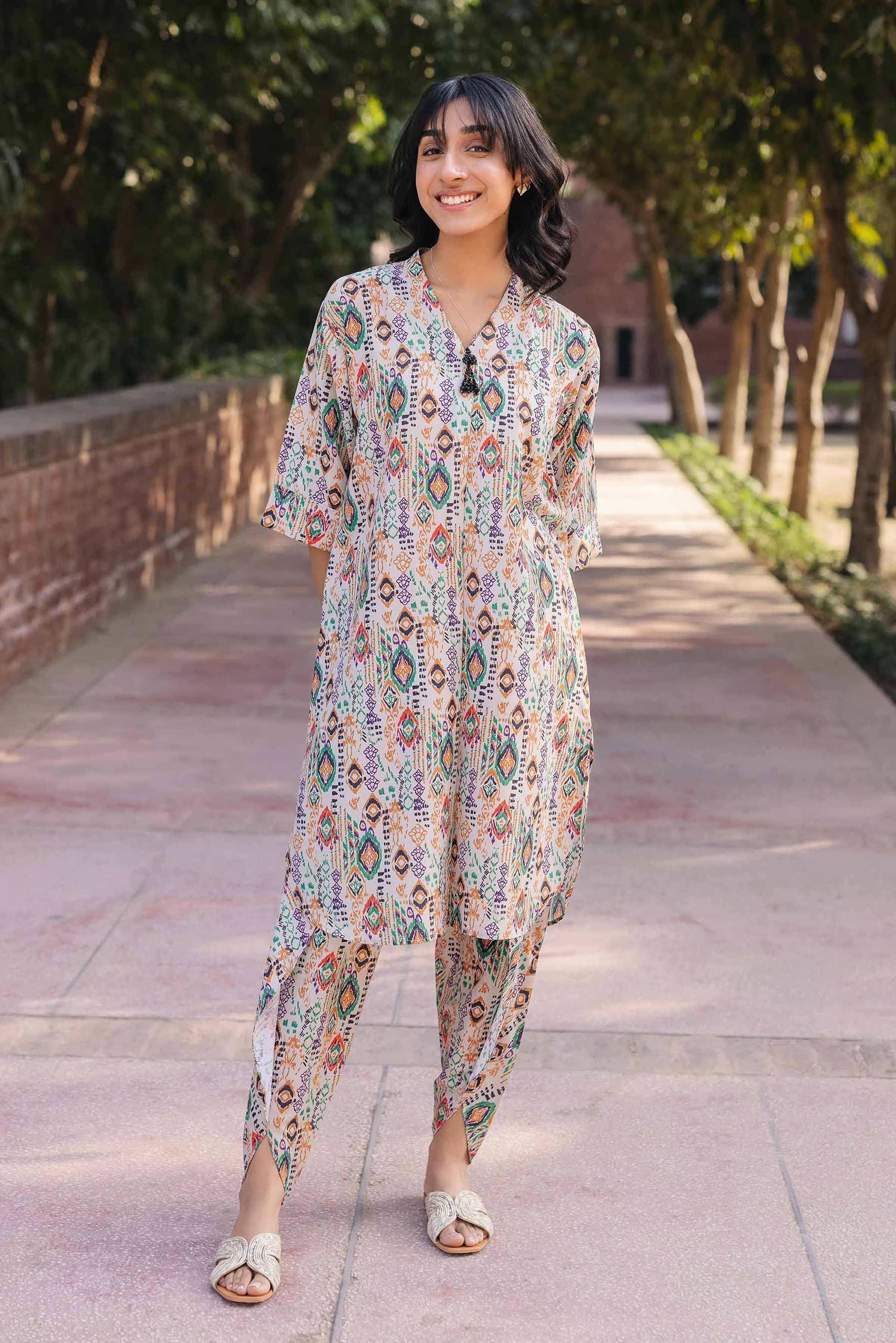 2 Piece - Printed Suit - PE25-196