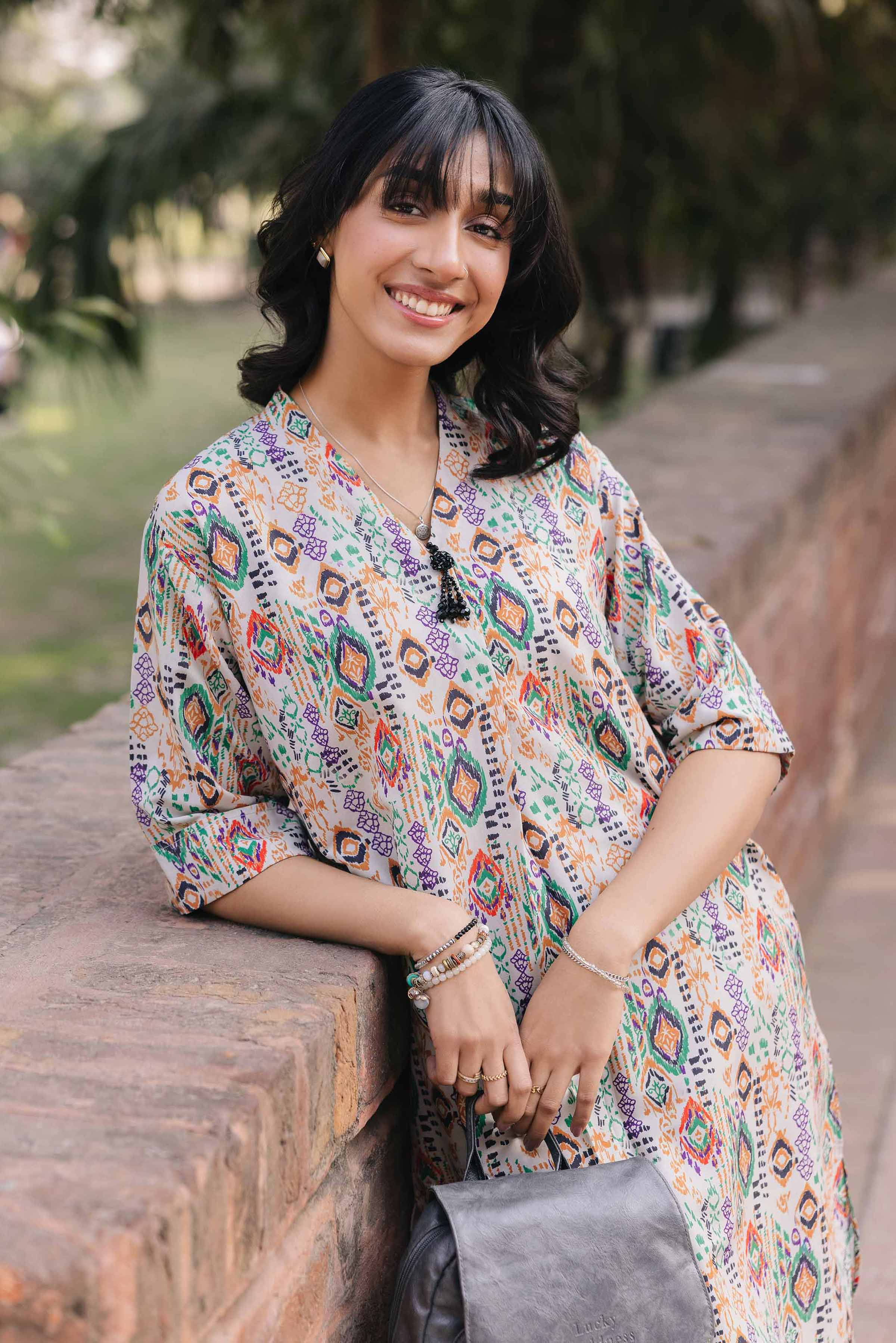 2 Piece - Printed Suit - PE25-196 - Image 2