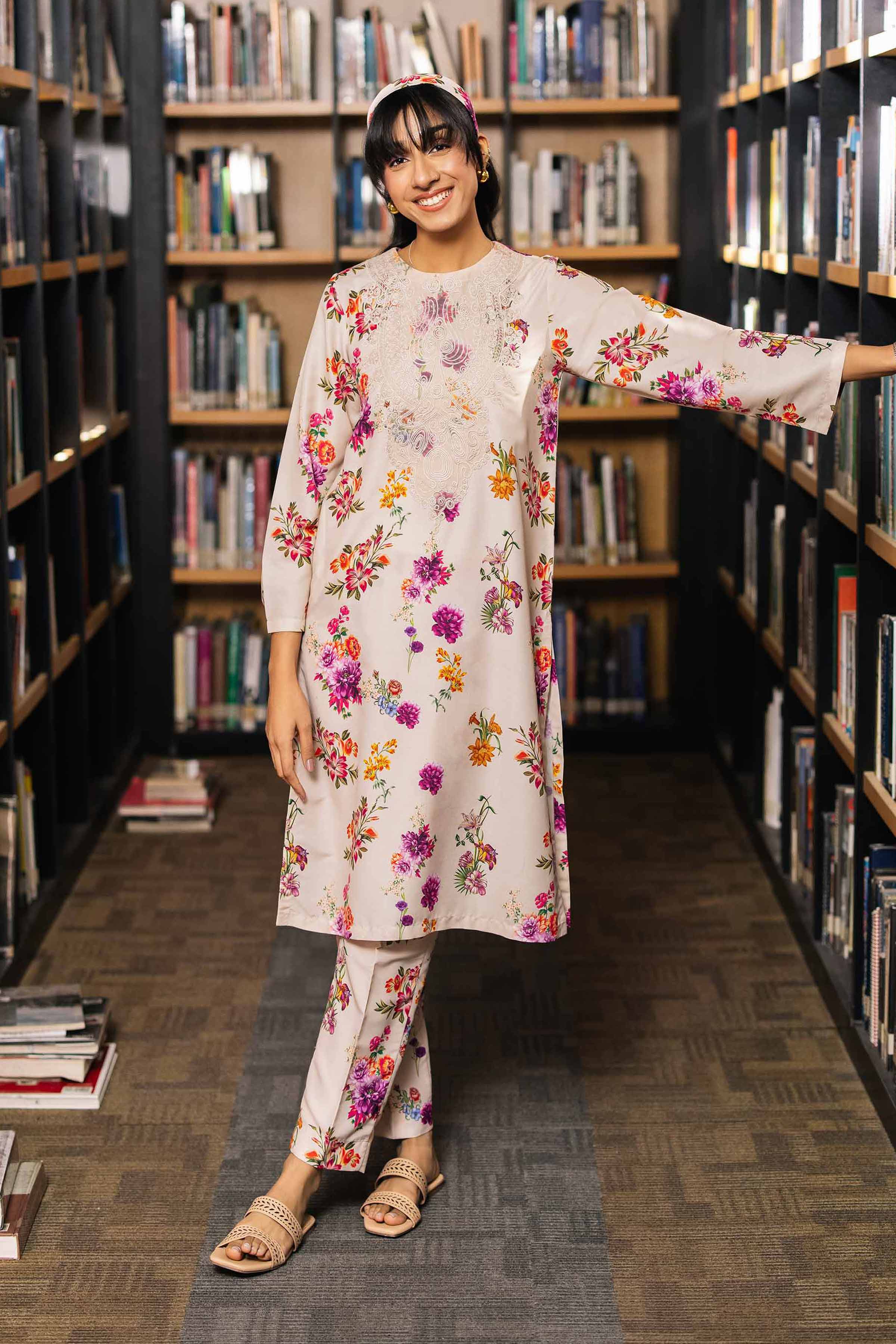 2 Piece - Printed Embroidered Suit - PE25-199 - Image 2