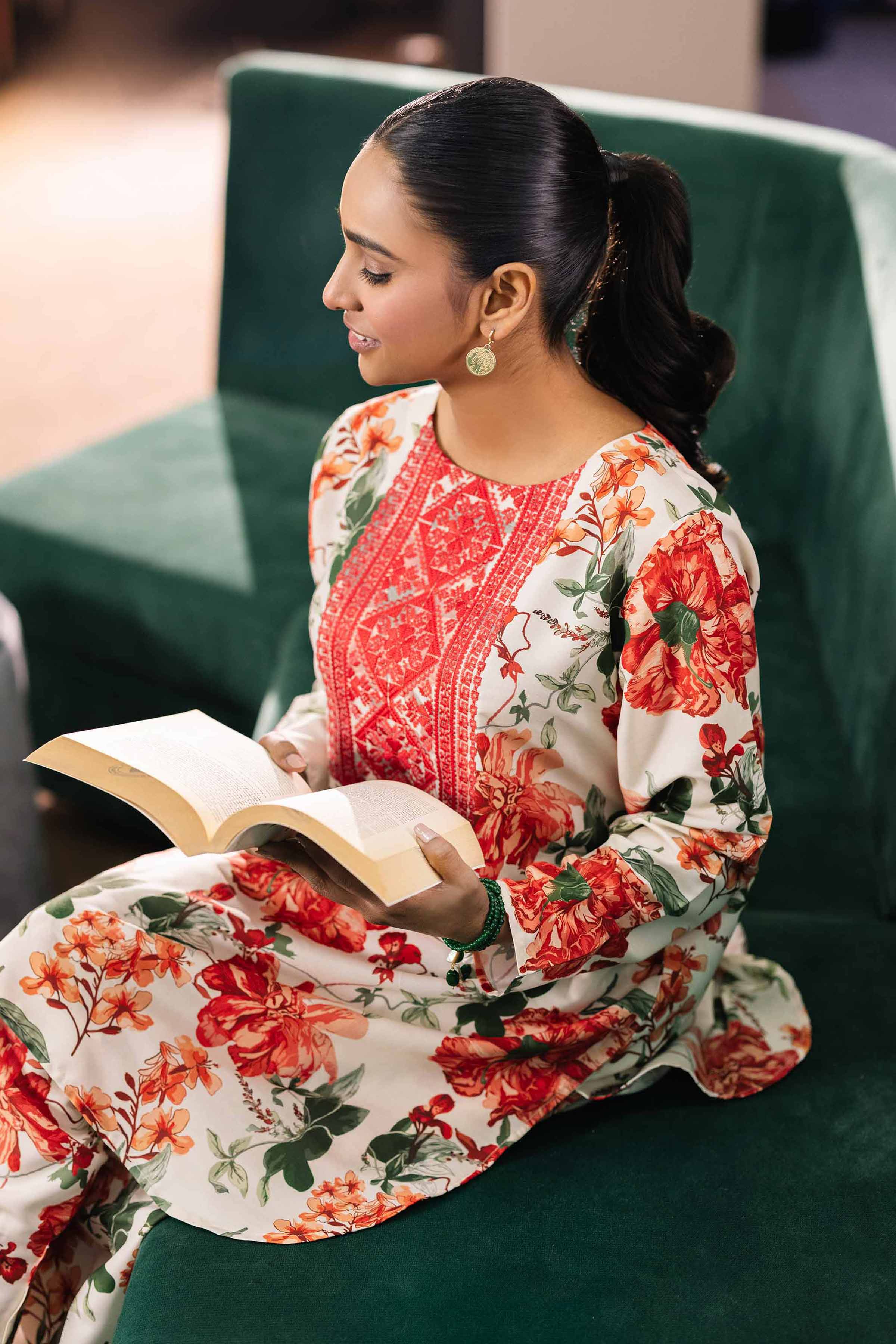 2 Piece - Printed Embroidered Suit - PE25-215 - Image 2