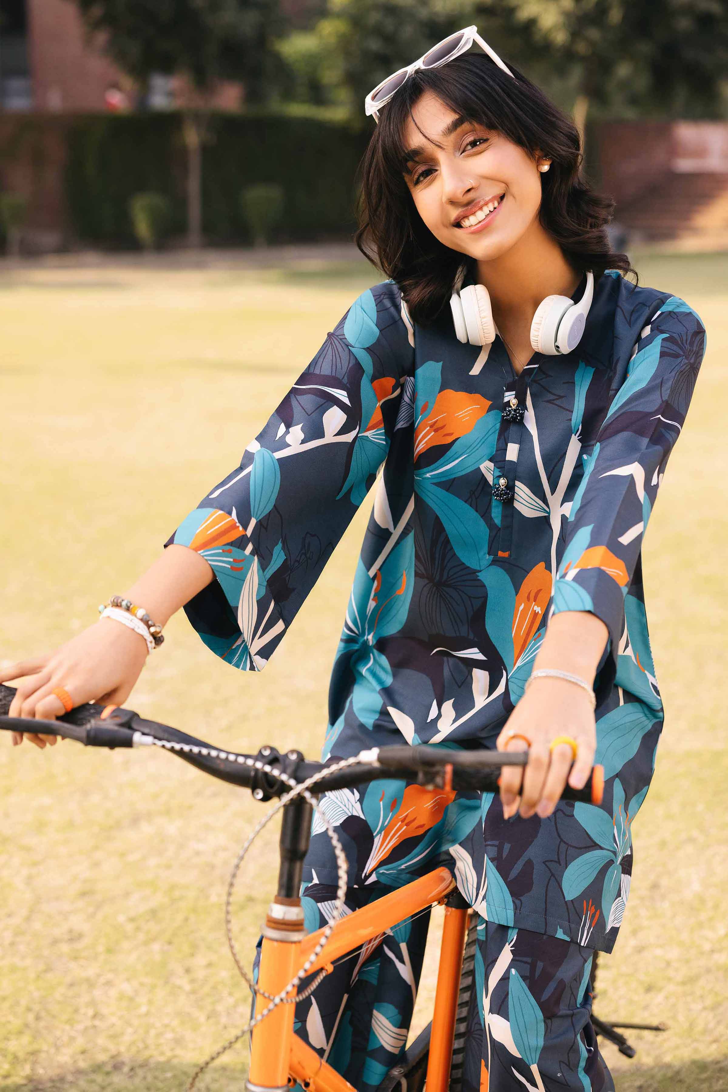 2 Piece - Printed Suit - PE25-221