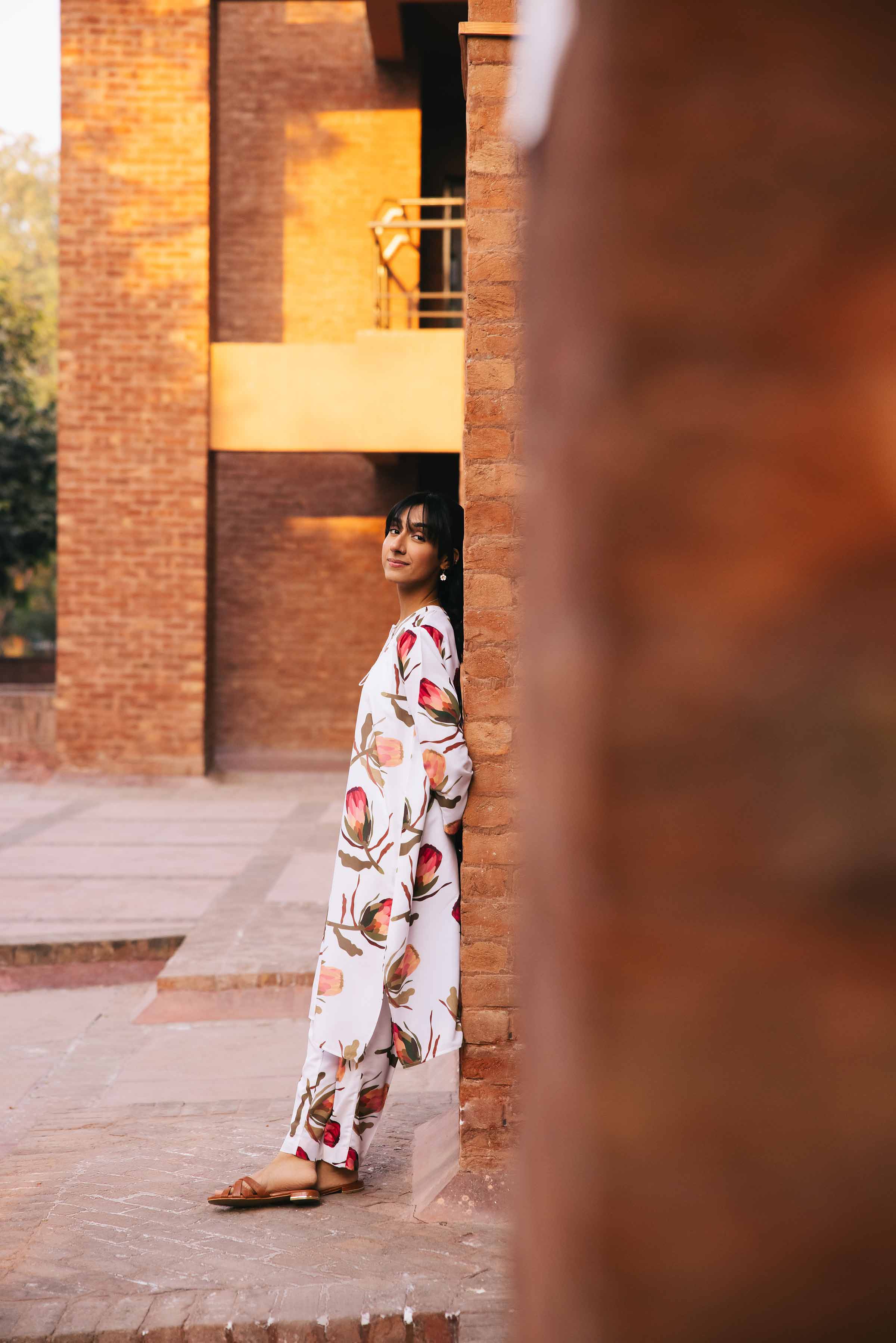 2 Piece - Printed Suit - PE25-222 - Image 4