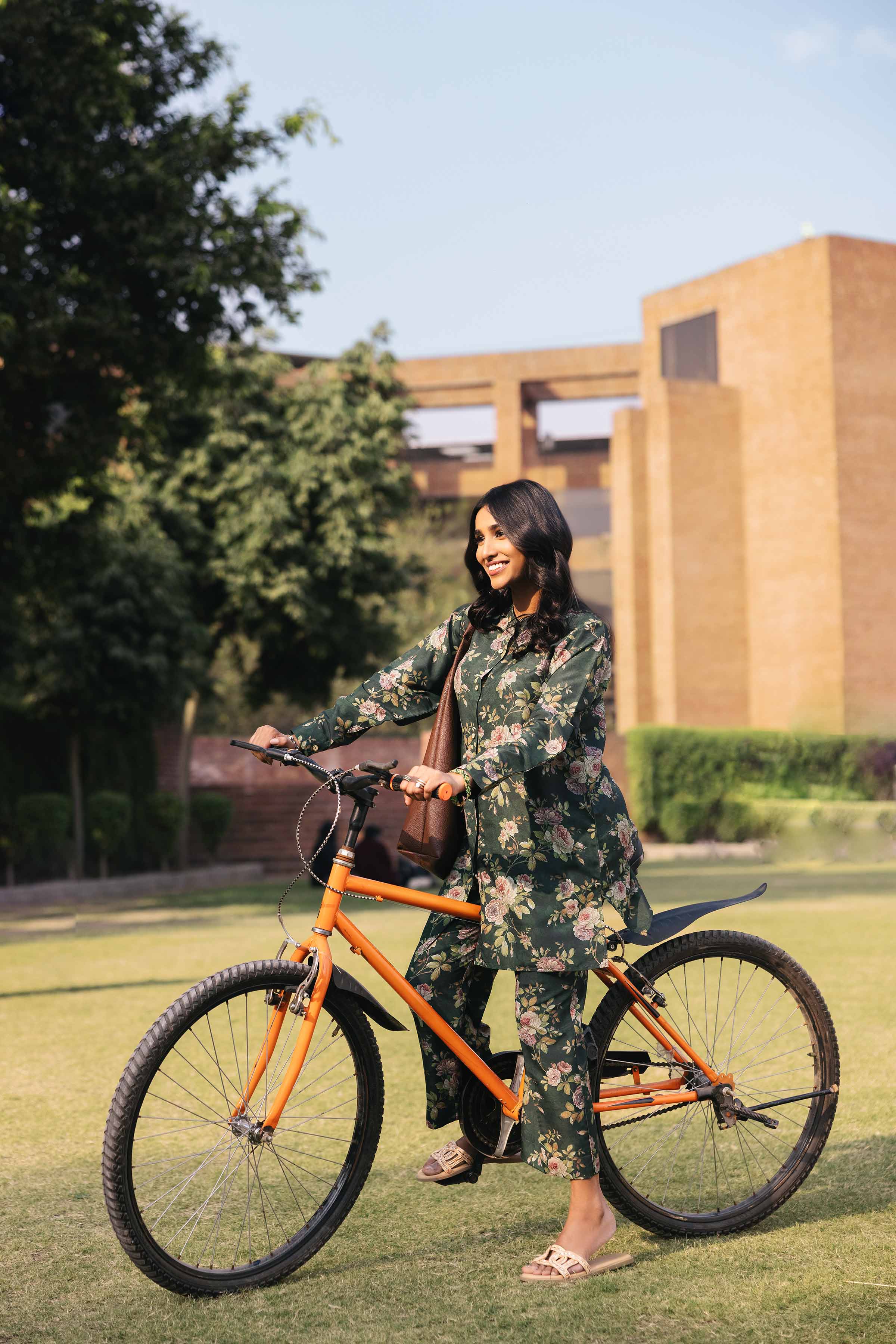 2 Piece - Printed Suit - PE25-223 - Image 6