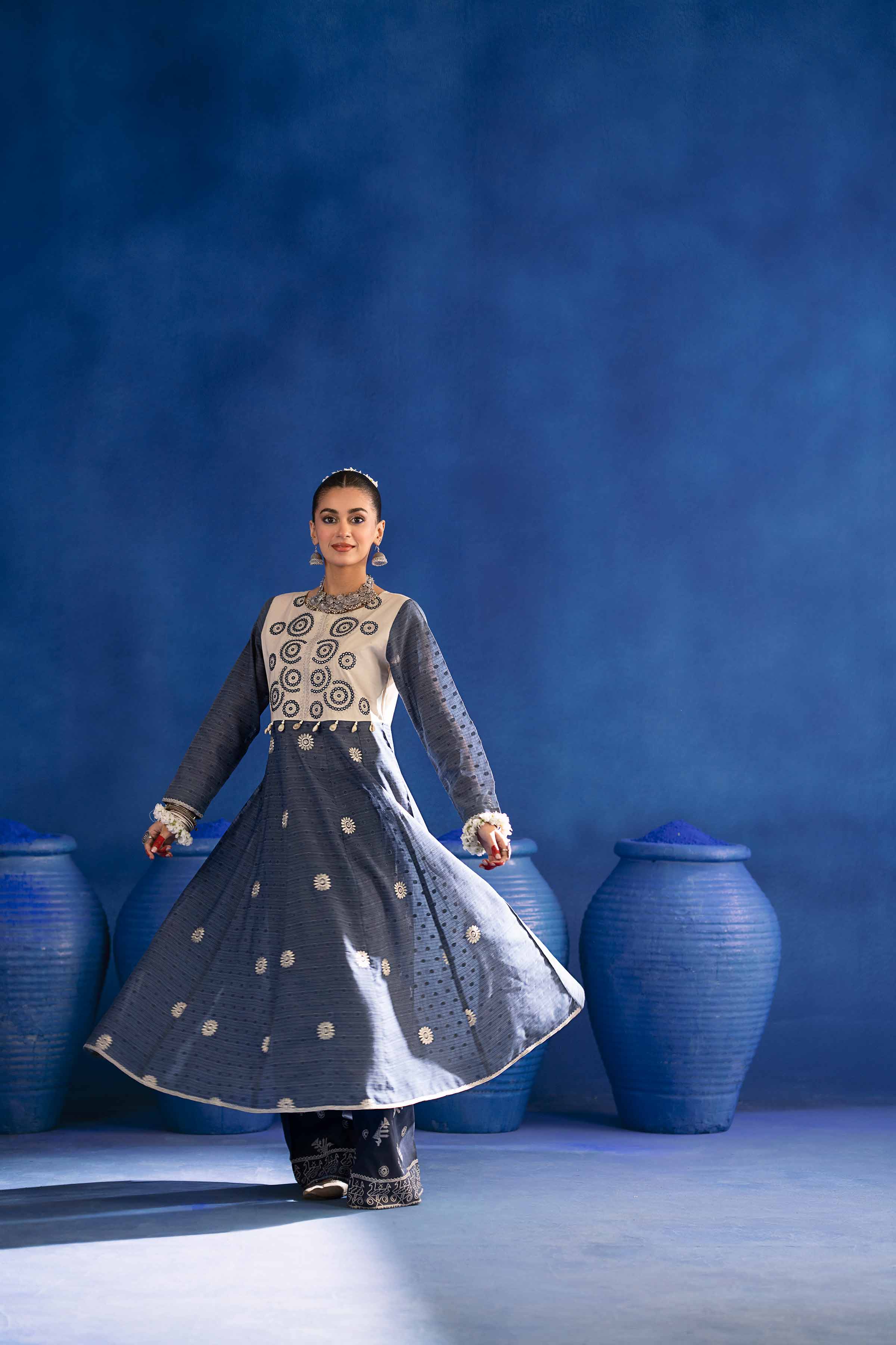 2 Piece - Printed Embroidered Suit - PE25-227 - Image 5