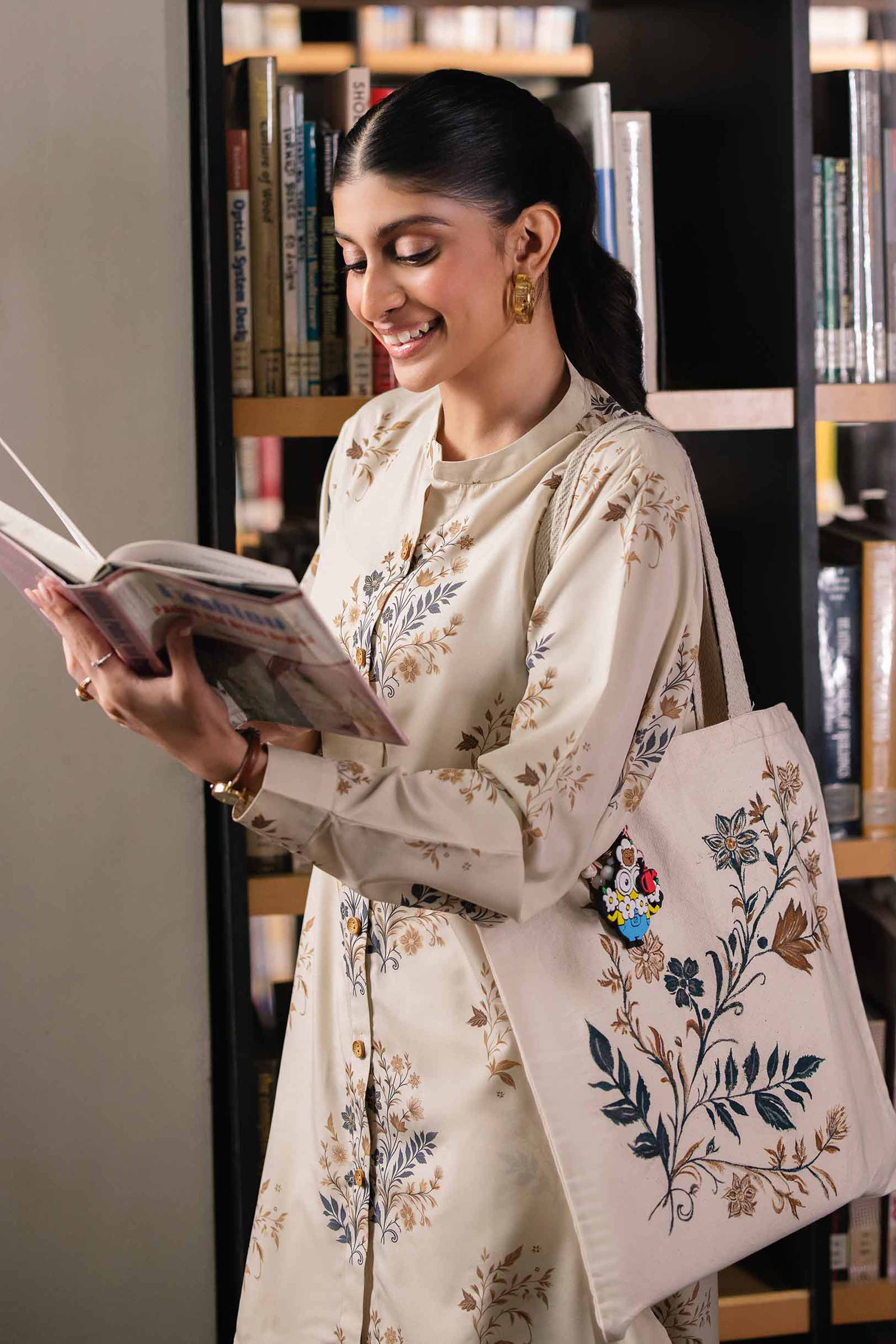 2 Piece - Printed Suit - PE25-230 - Image 2