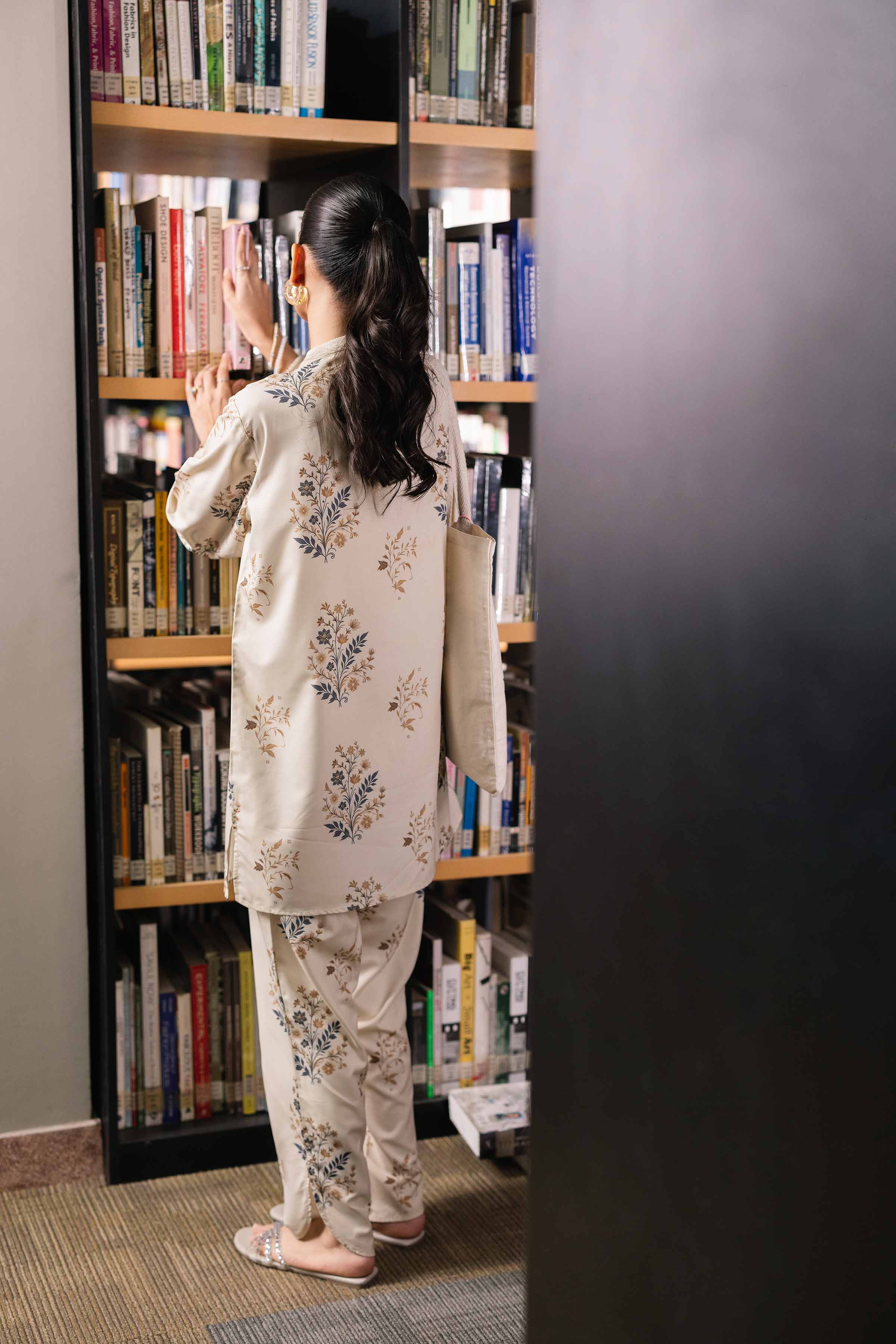 2 Piece - Printed Suit - PE25-230 - Image 3