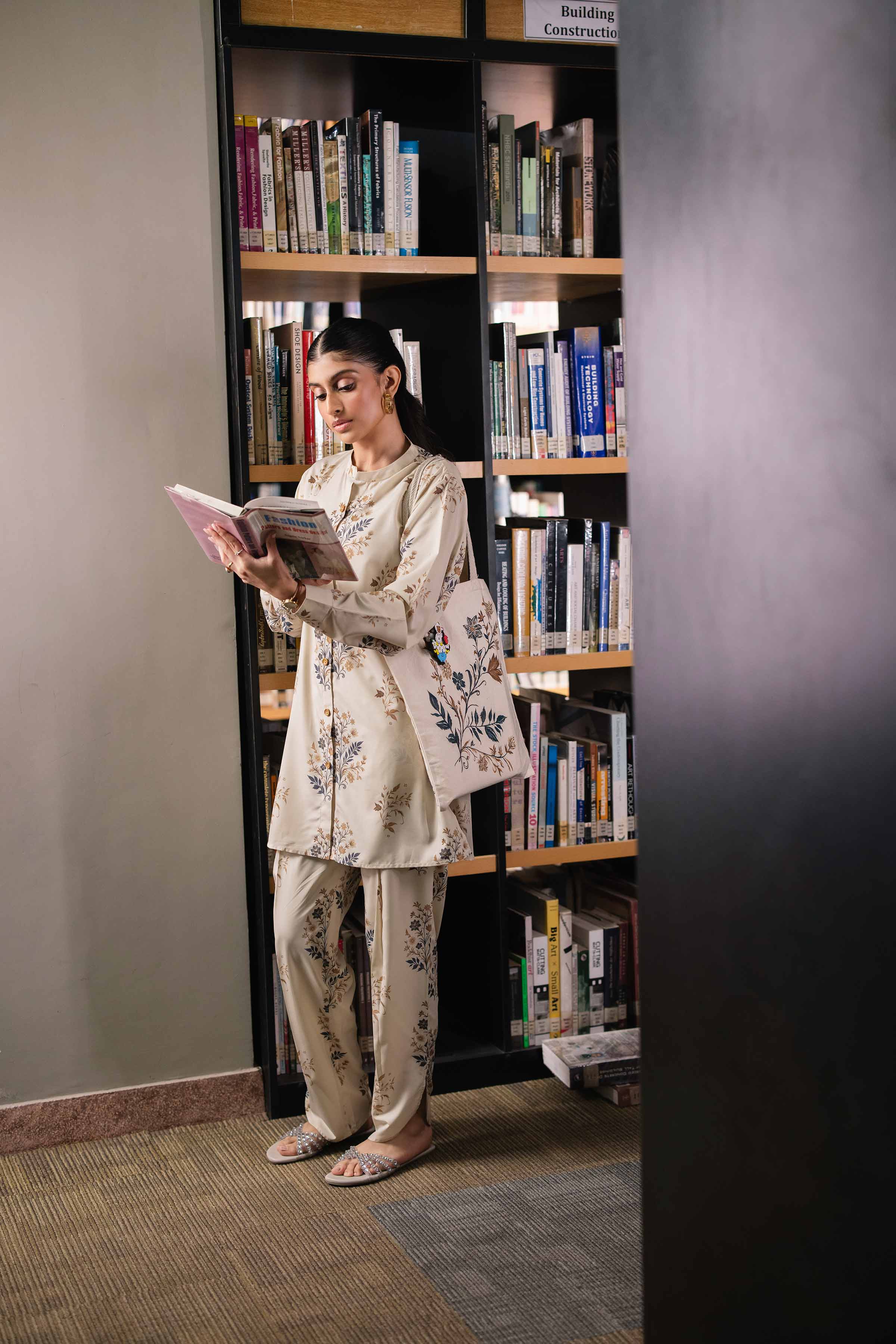 2 Piece - Printed Suit - PE25-230 - Image 5