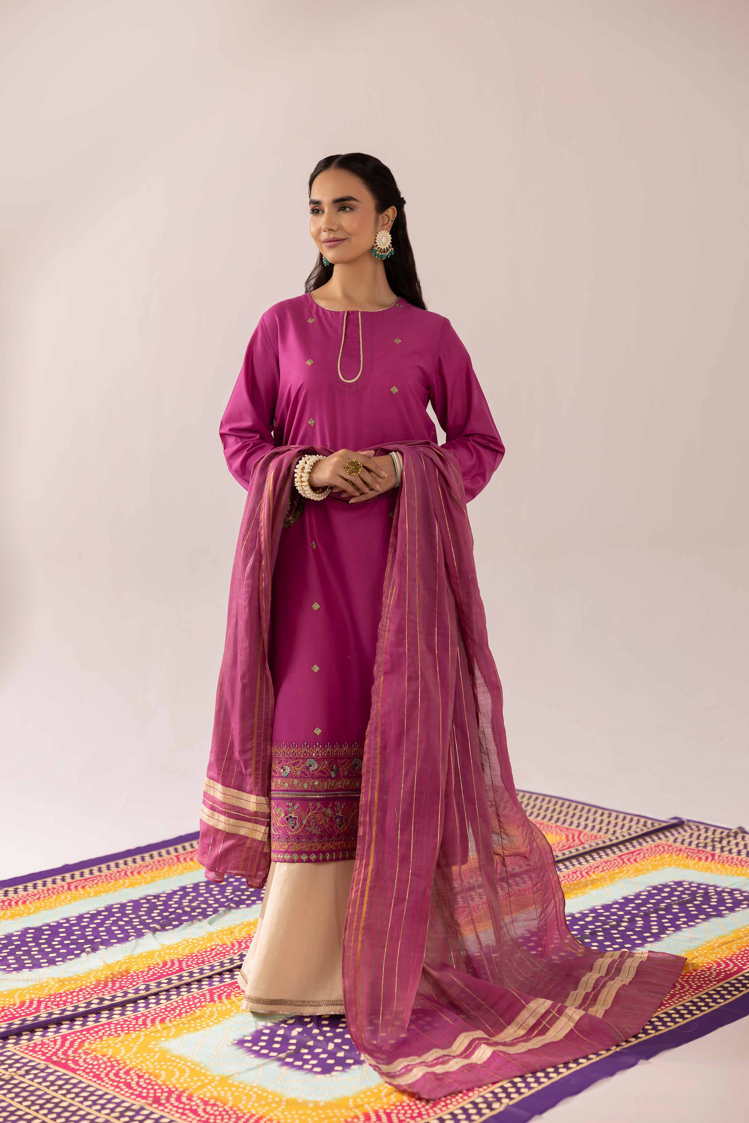 2 Piece - Embroidered Suit - PE25-253 - Image 4