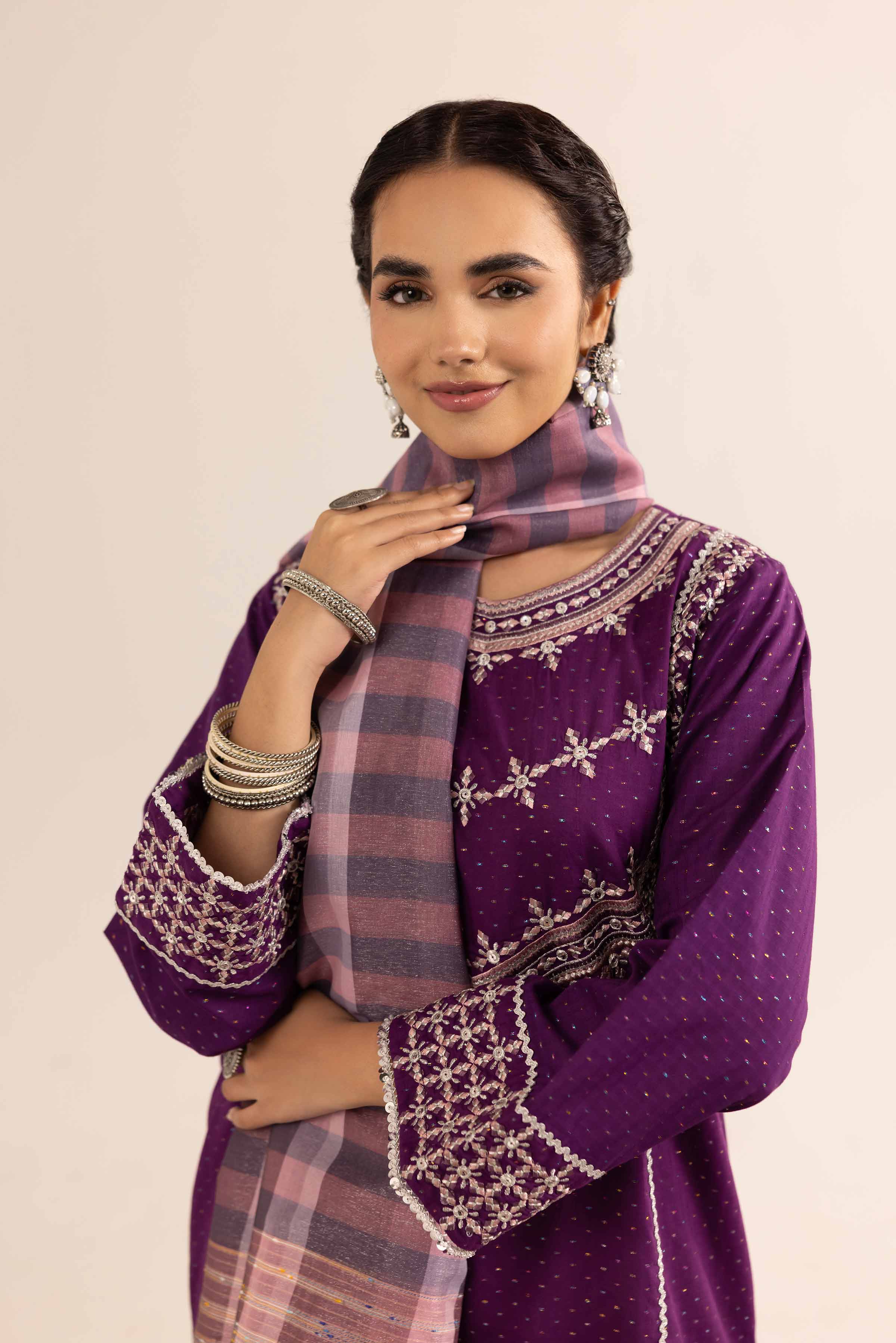 2 Piece - Embroidered Suit - PE25-262 - Image 4