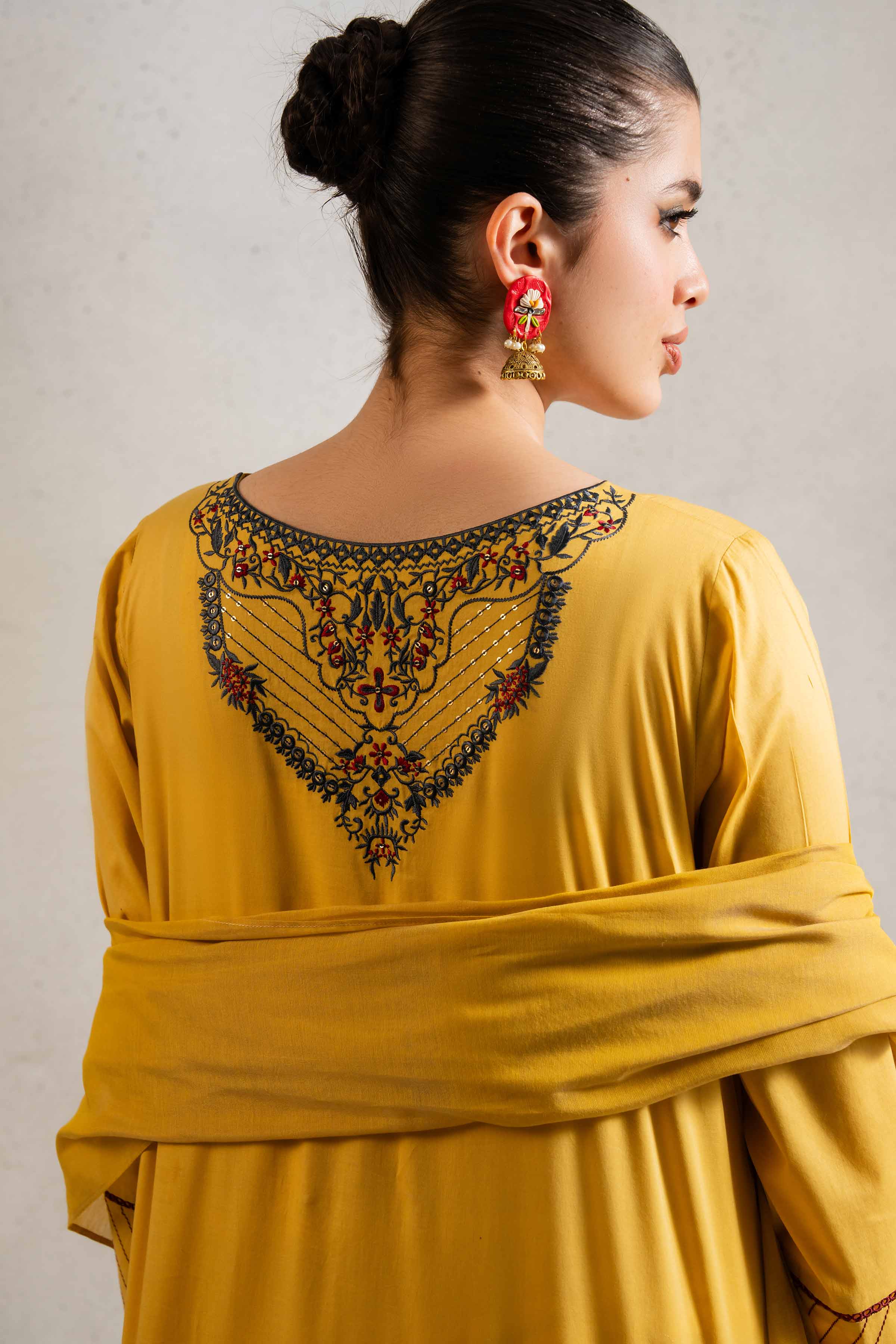 3 Piece - Embroidered Suit - PE25-318 - Image 6