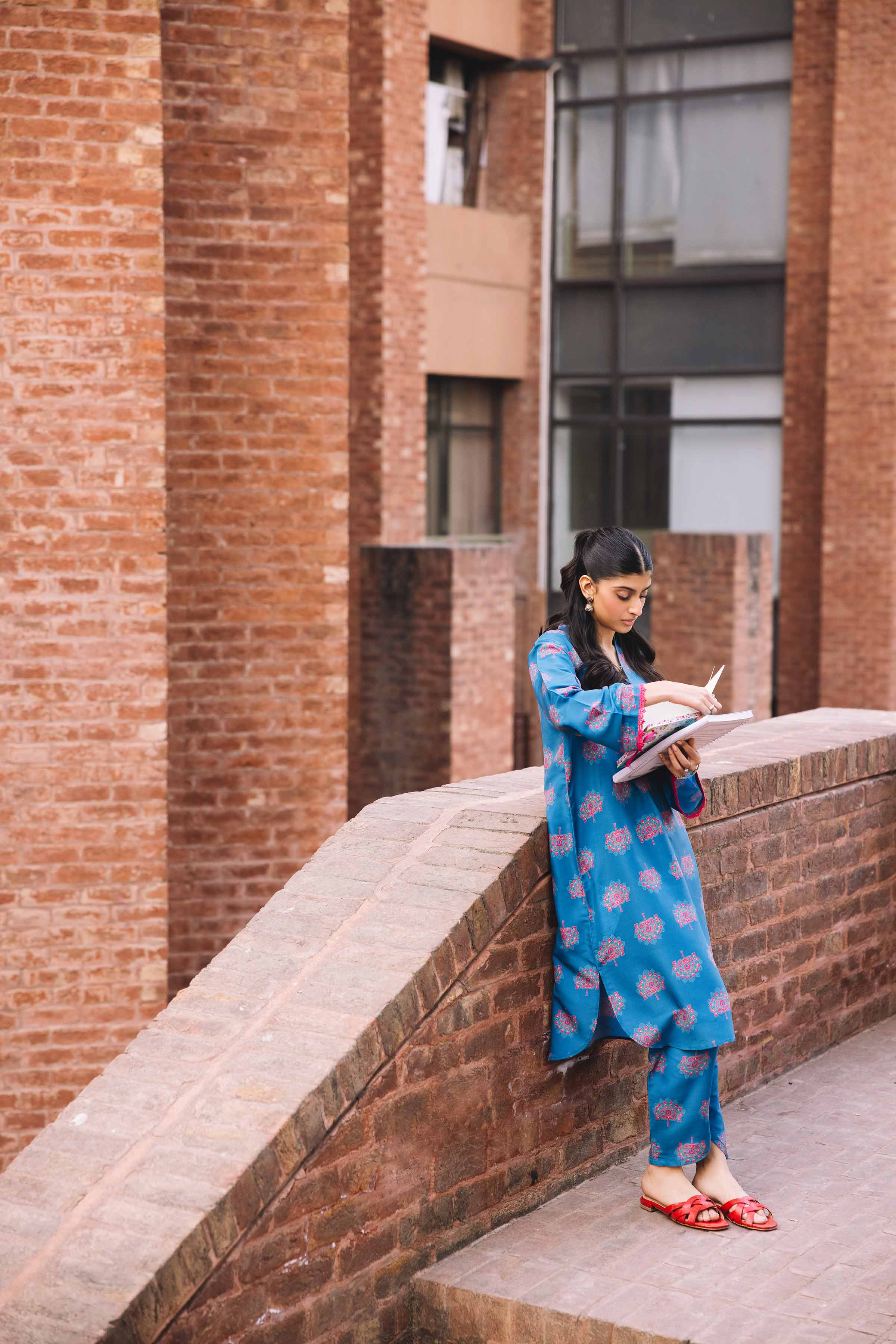 2 Piece - Printed Suit - PE25-393 - Image 6