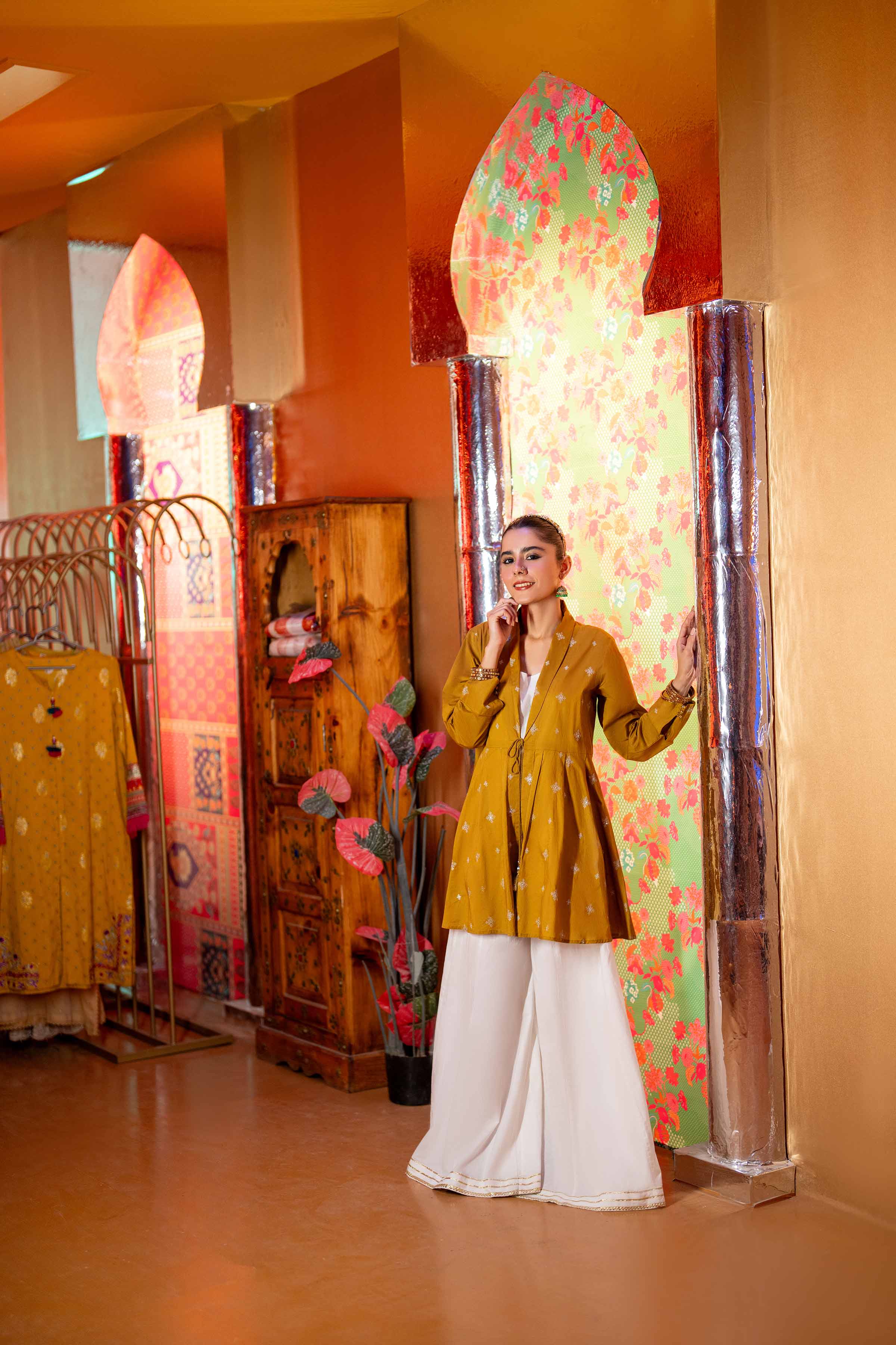 Embroidered Tunic - PE25-40 - Image 3