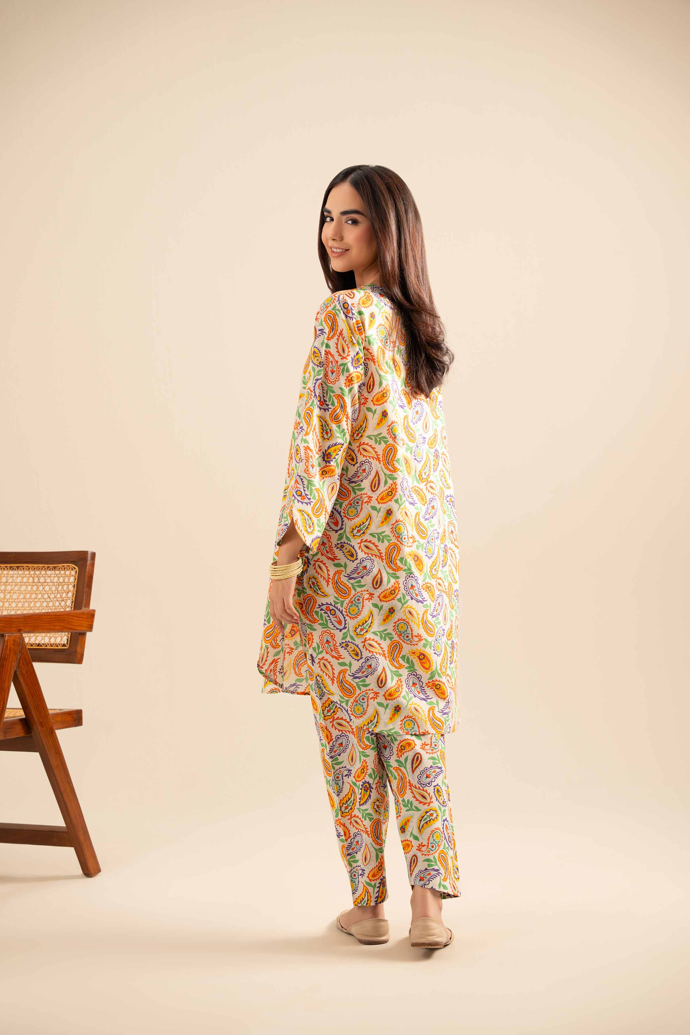 2 Piece - Printed Suit - PE25-403 - Image 4