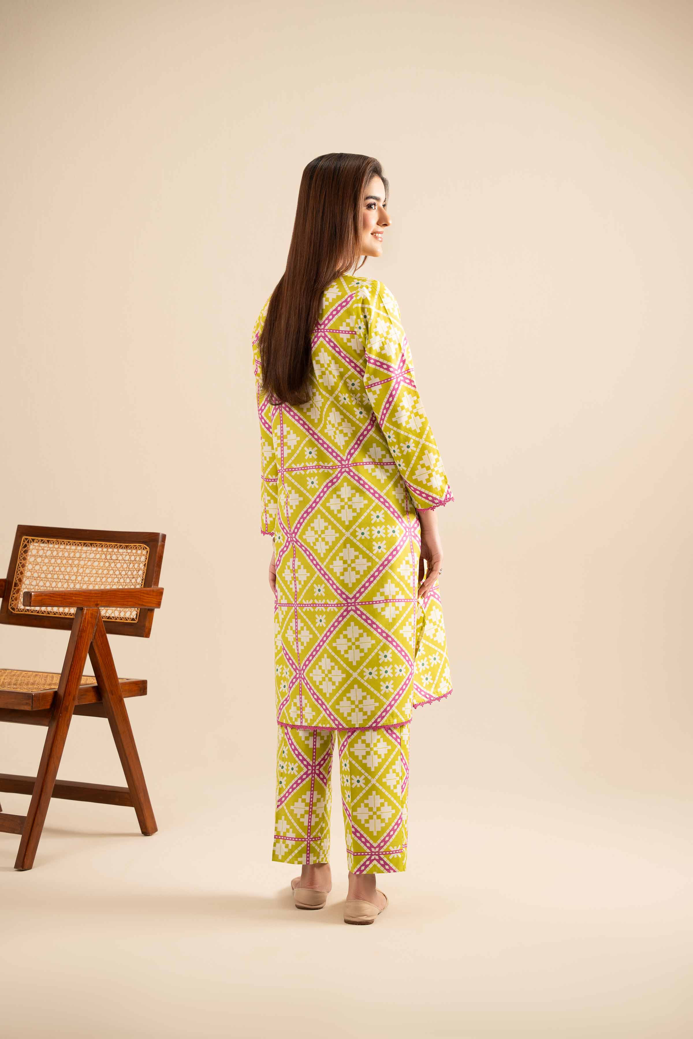 2 Piece - Printed Suit - PE25-405 - Image 4