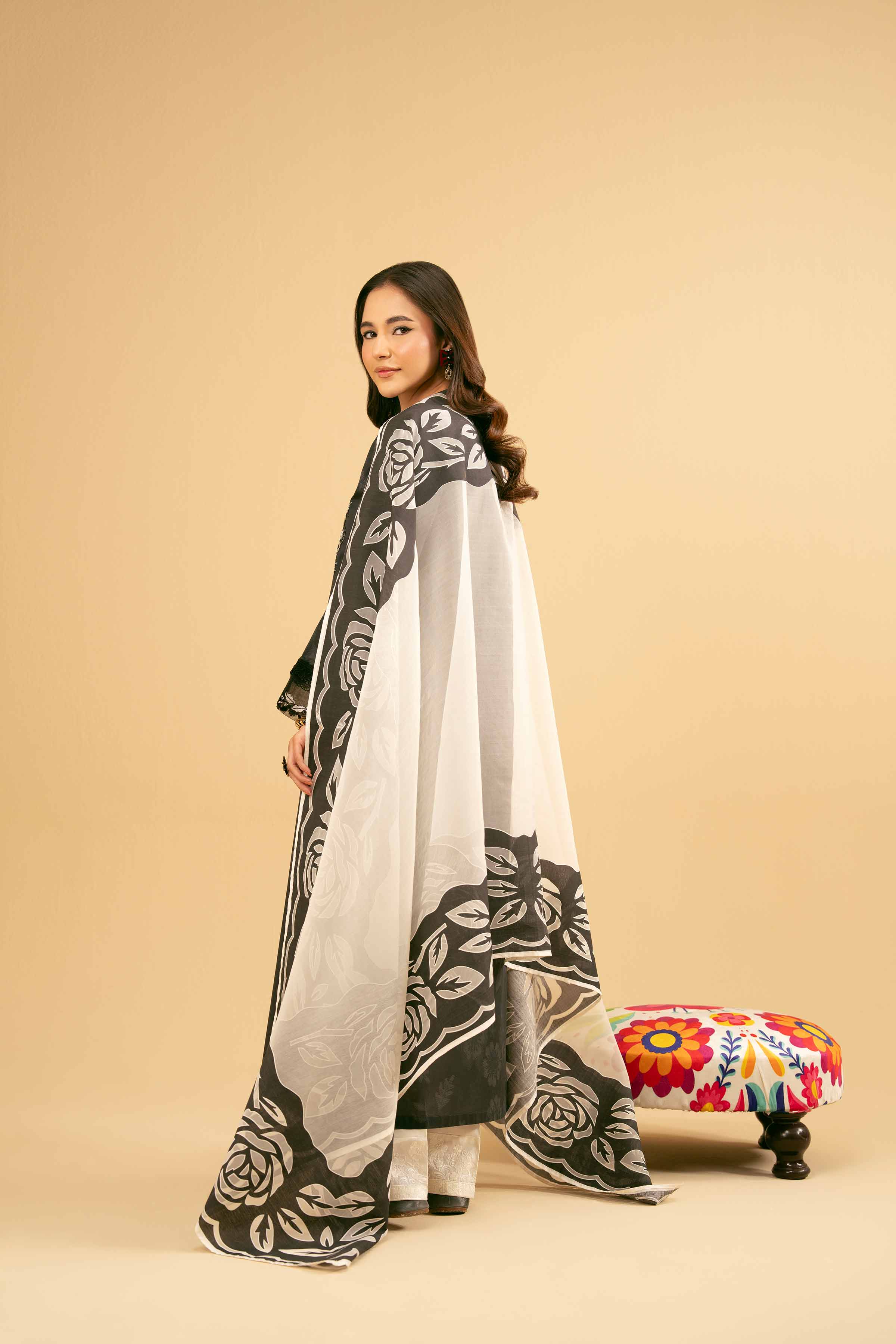 2 Piece - Embroidered Suit - PE25-453 - Image 3