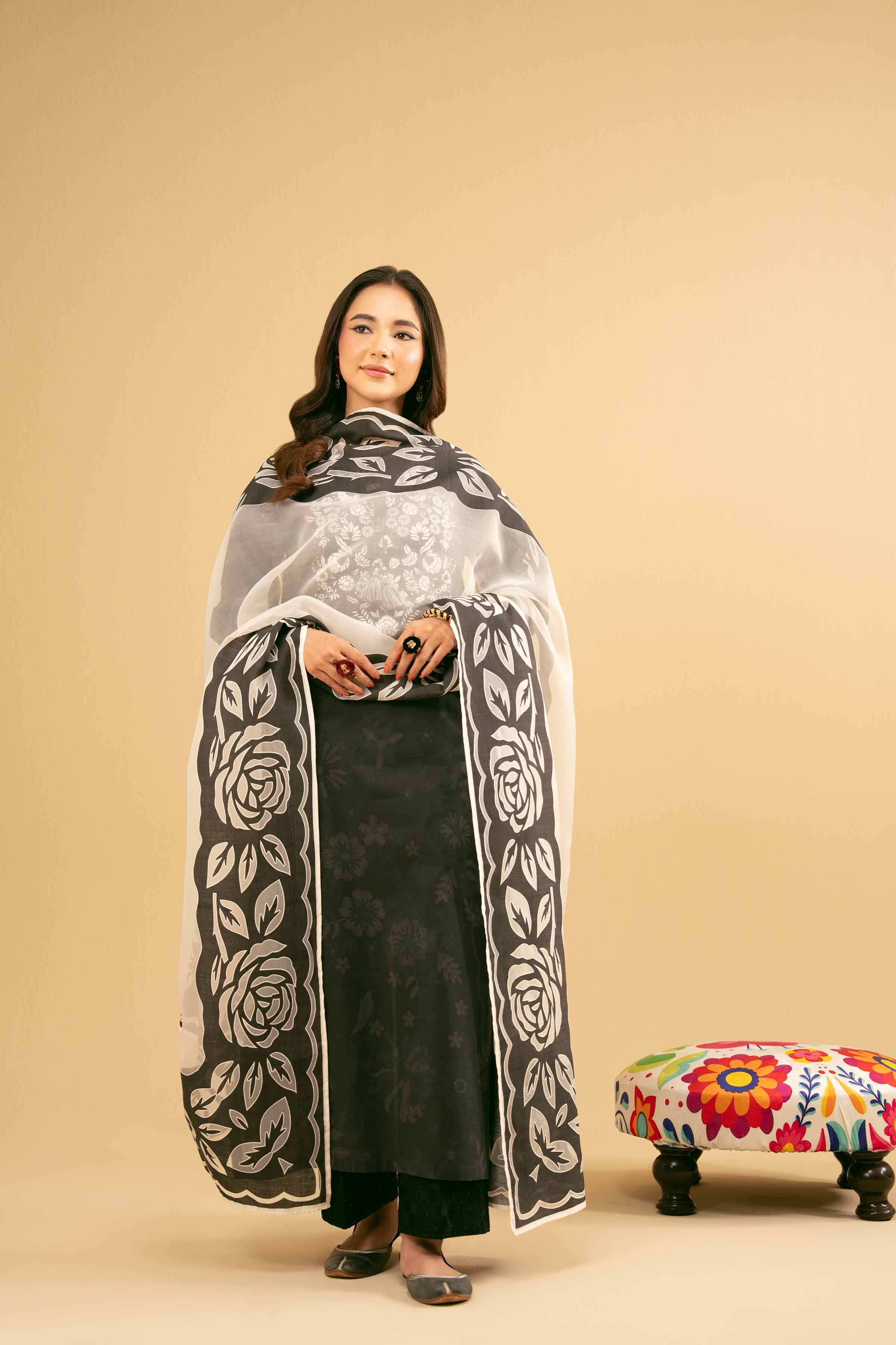 2 Piece - Embroidered Suit - PE25-453 - Image 5