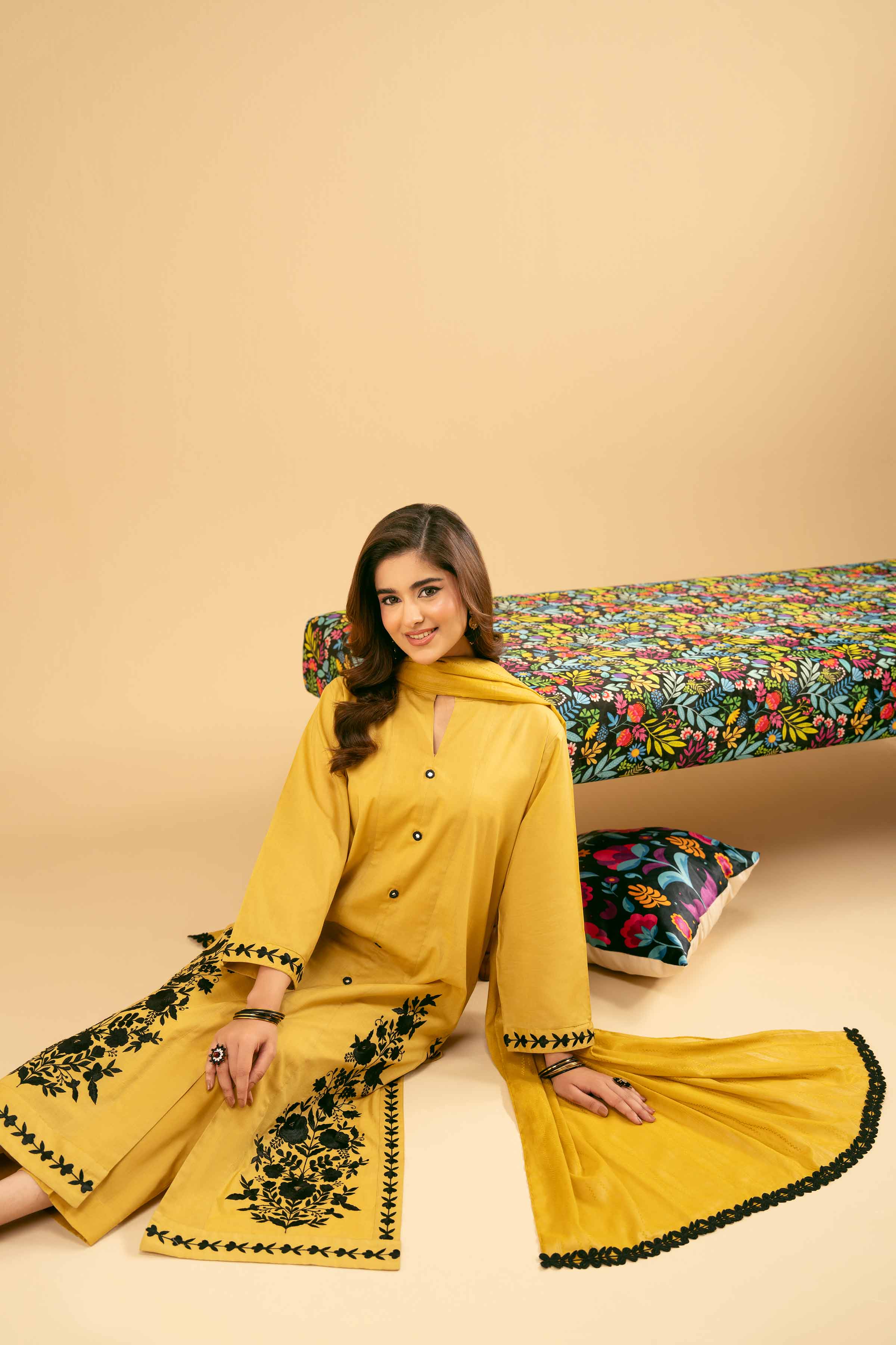 3 Piece - Embroidered Suit - PE25-455 - Image 5