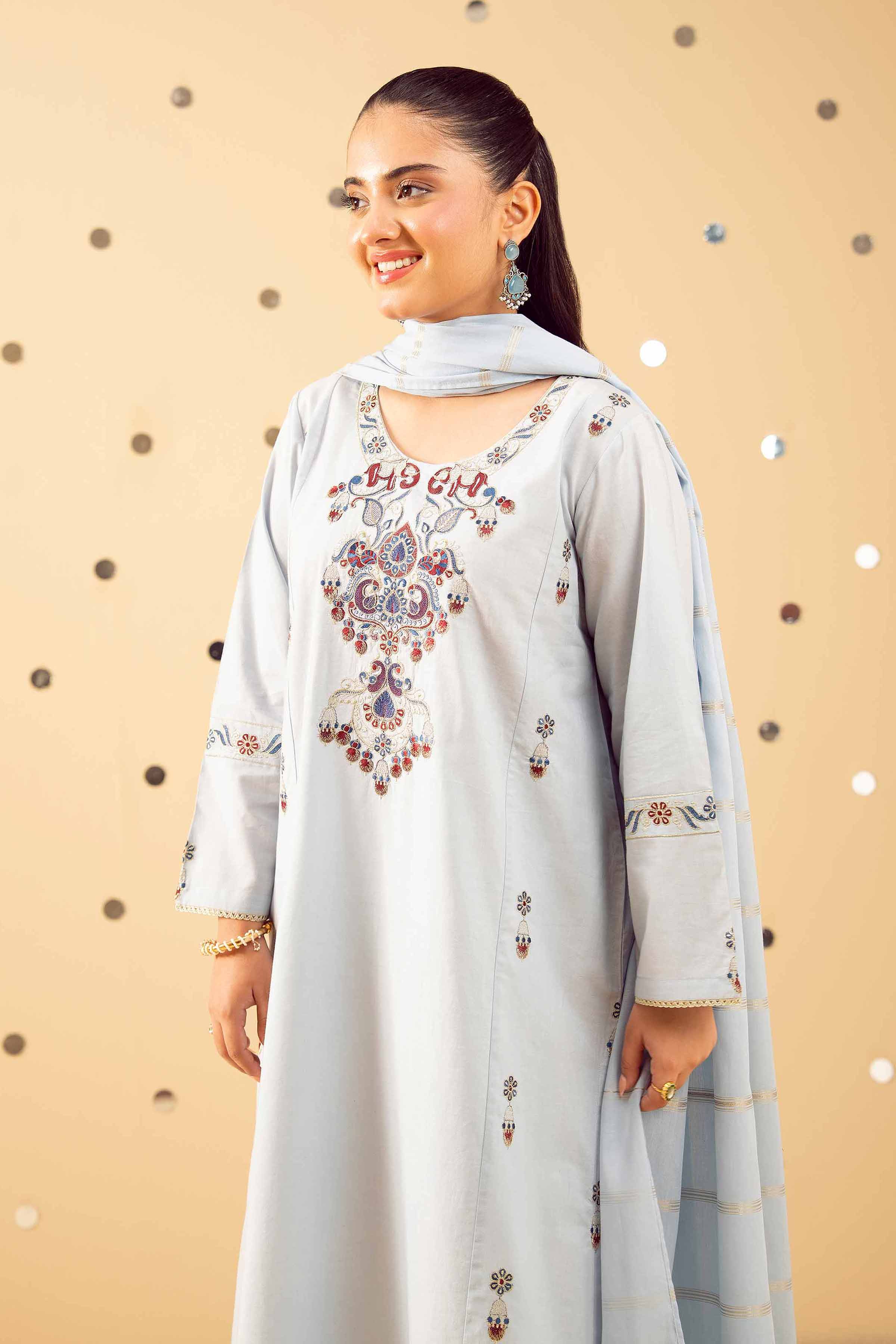 2 Piece - Embroidered Suit - PE25-505 - Image 5