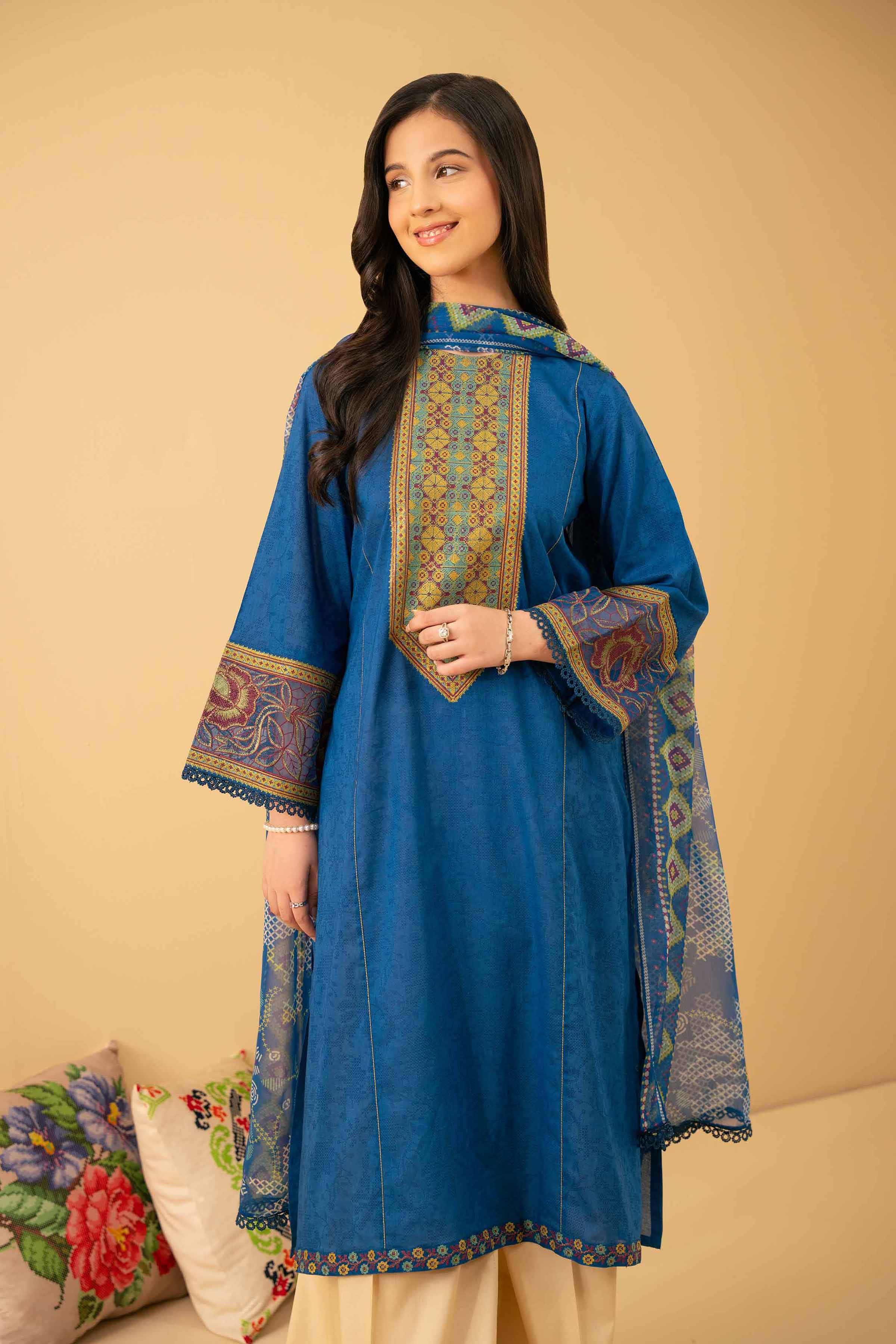 2 Piece - Printed Embroidered Suit - PE25-519