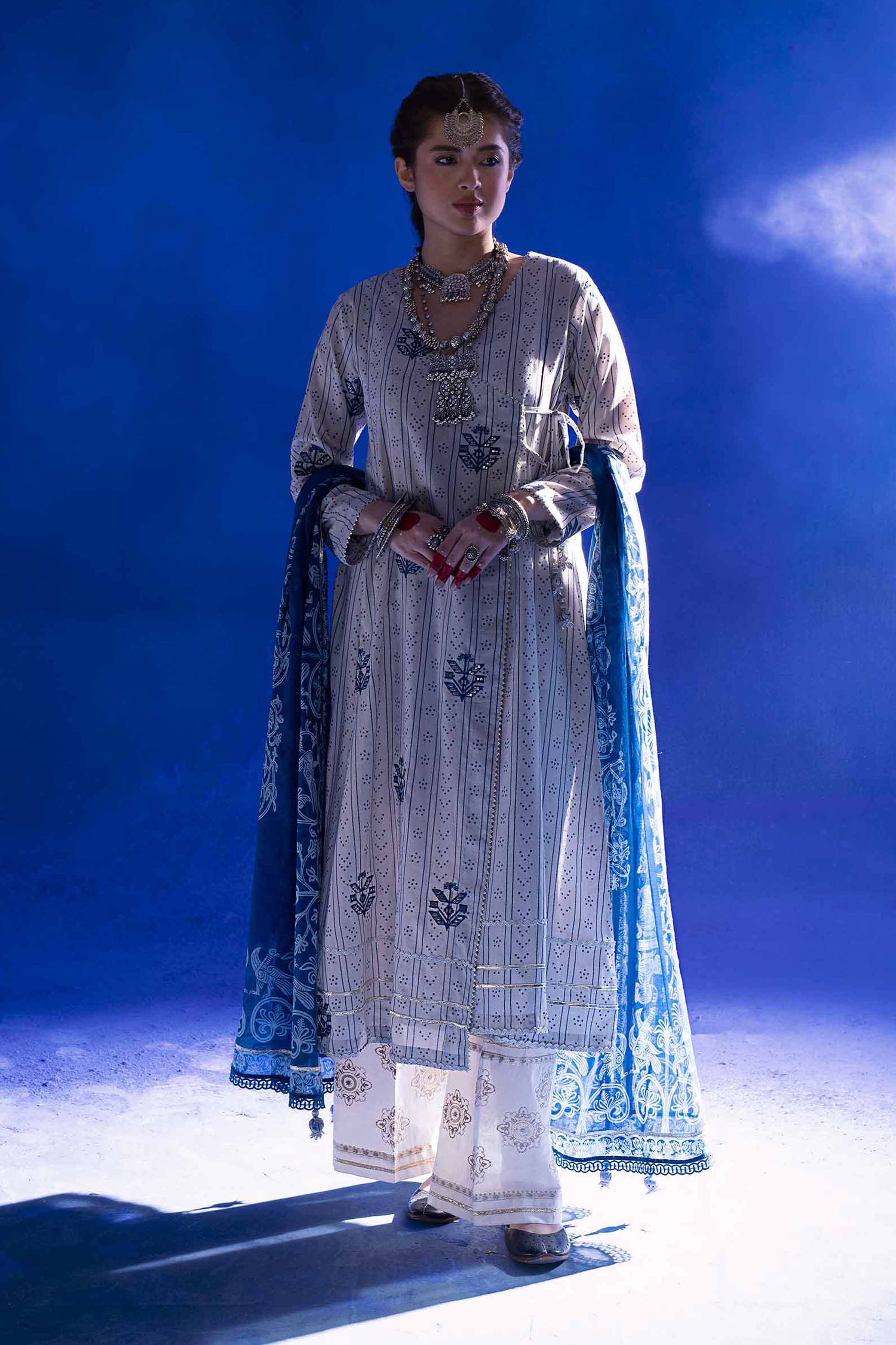 2 Piece - Printed Embroidered Suit - PE25-64 - Image 2
