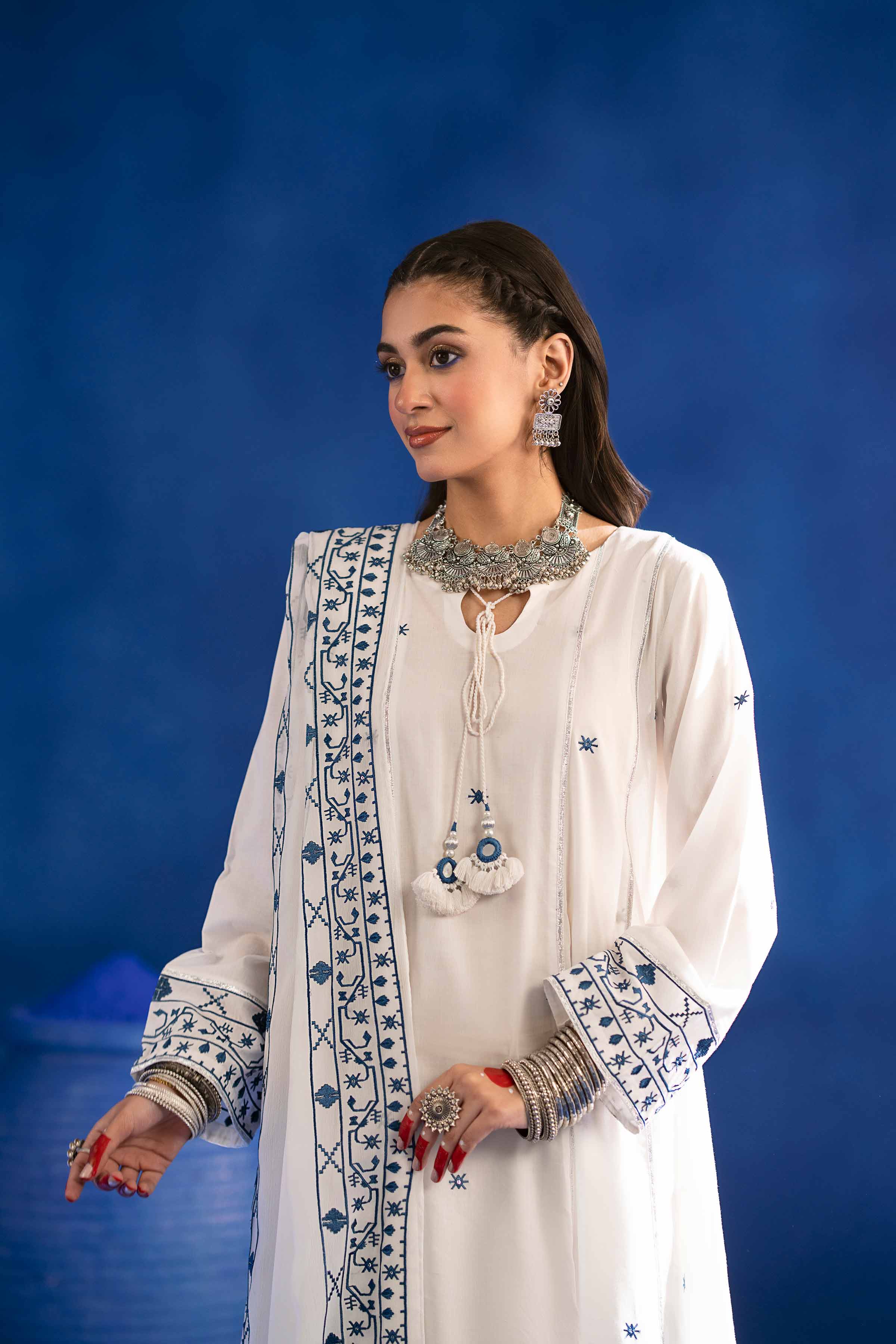 2 Piece - Embroidered Suit - PE25-65 - Image 4
