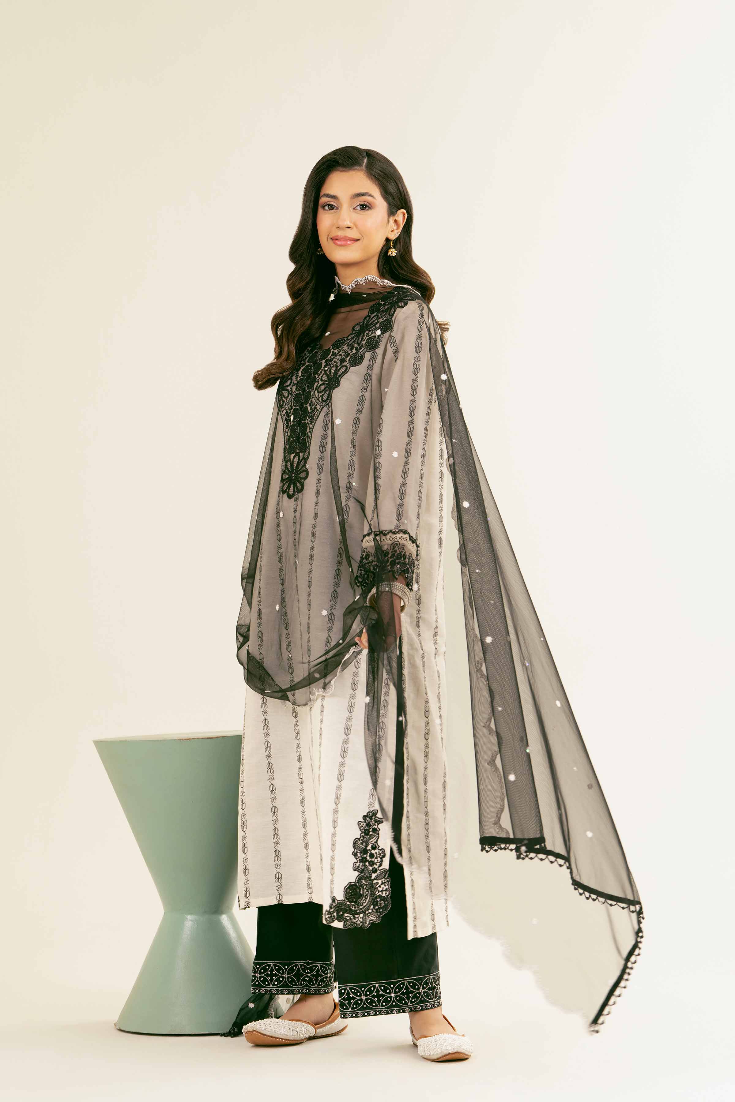 2 Piece - Embroidered Suit - PE25-83 - Image 6