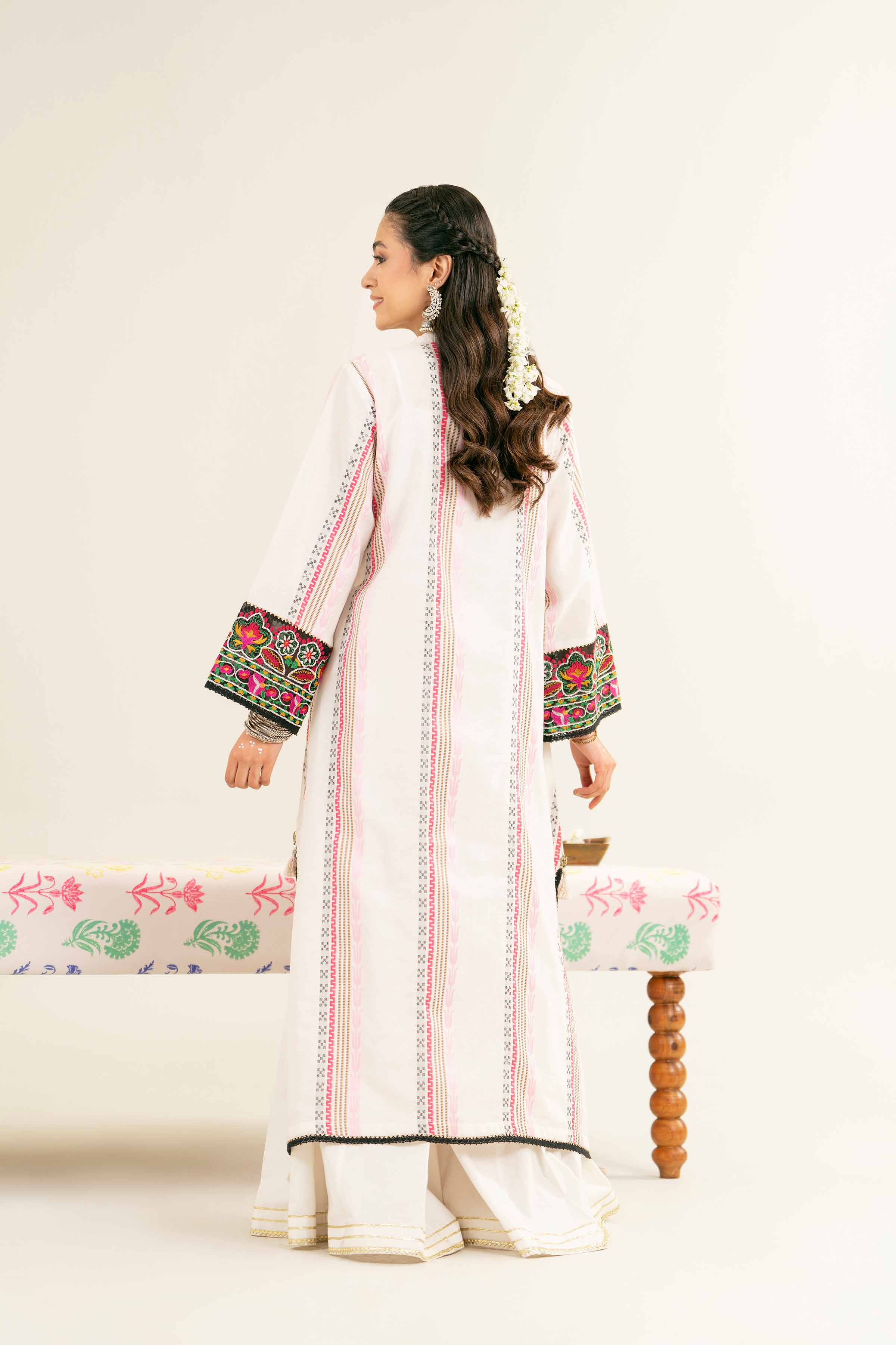 Embroidered Shirt - PE25-91 - Image 3