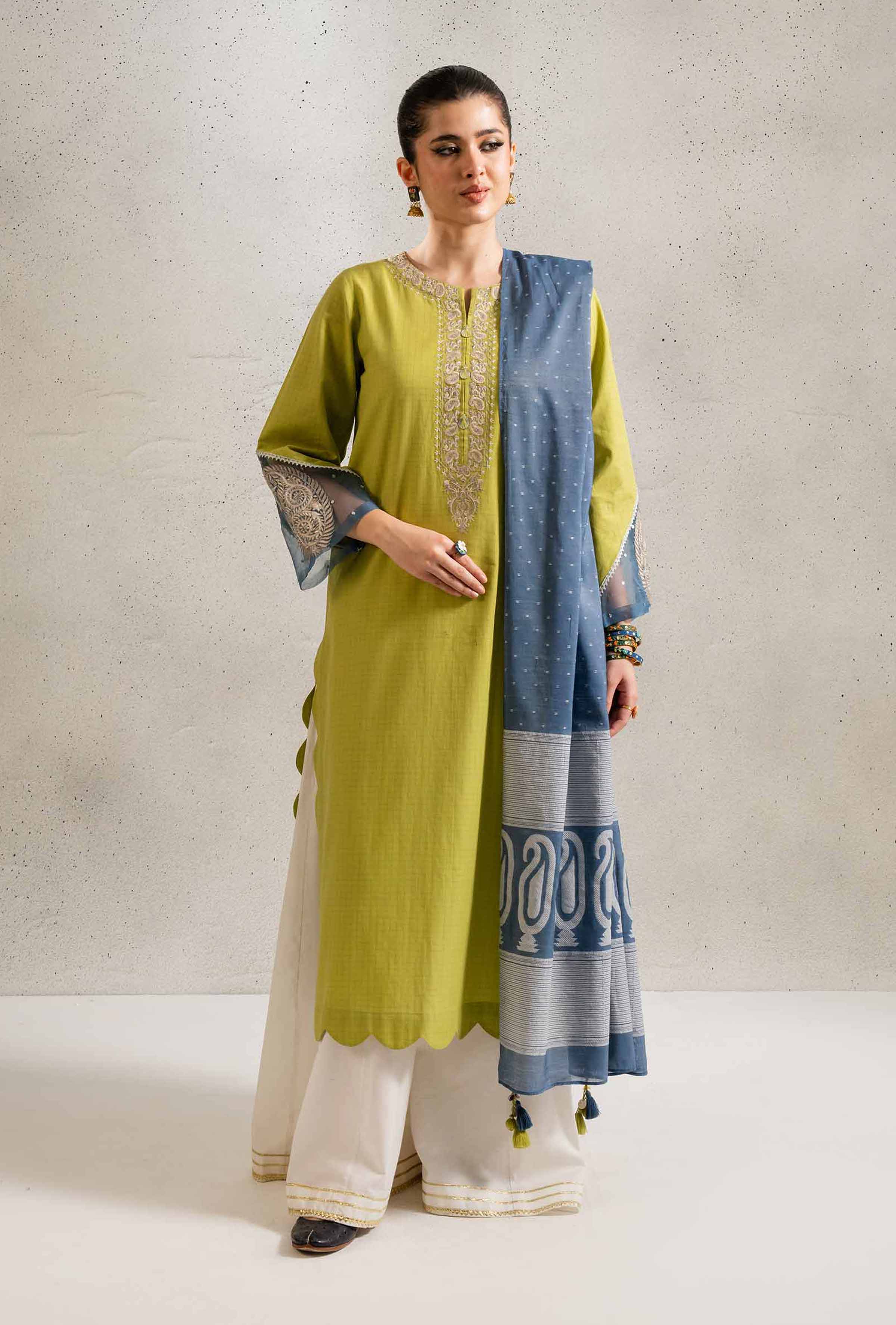 2 Piece - Embroidered Suit - PE25-98