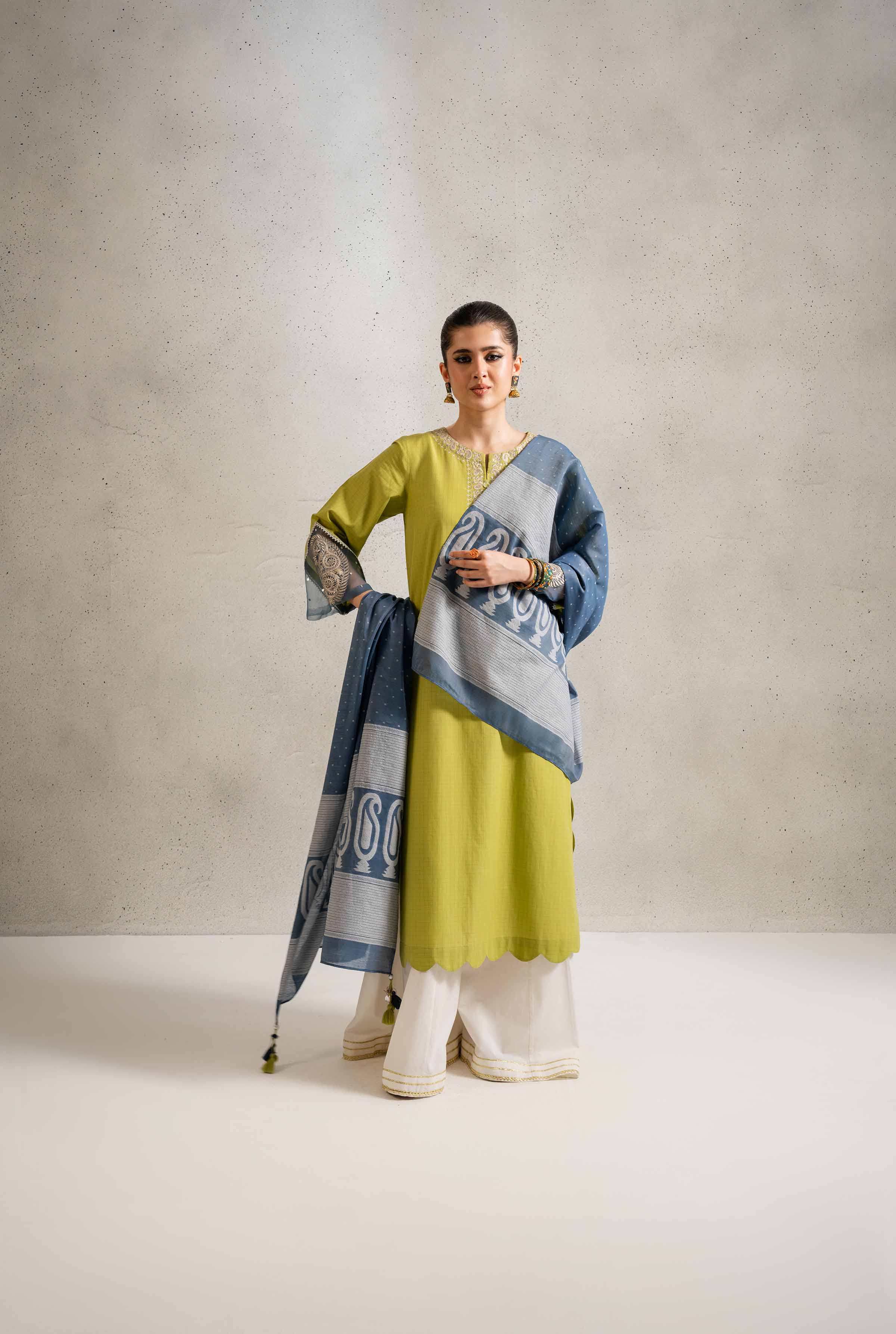 2 Piece - Embroidered Suit - PE25-98 - Image 5