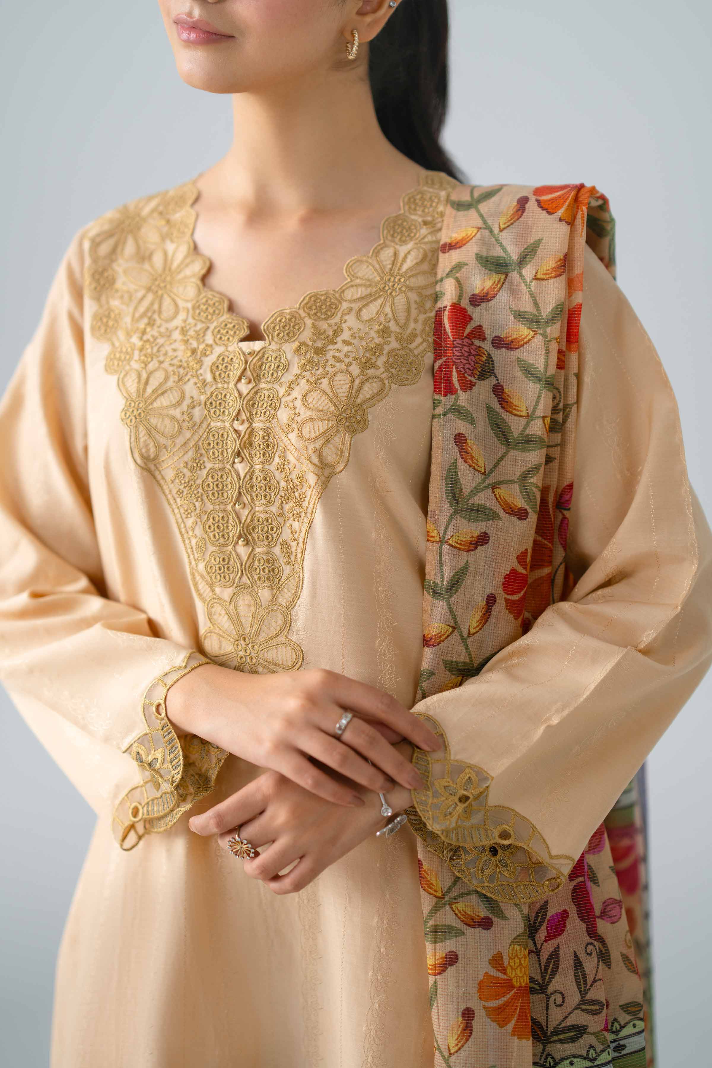 3 Piece - Embroidered Suit - PE26-118 - Image 7