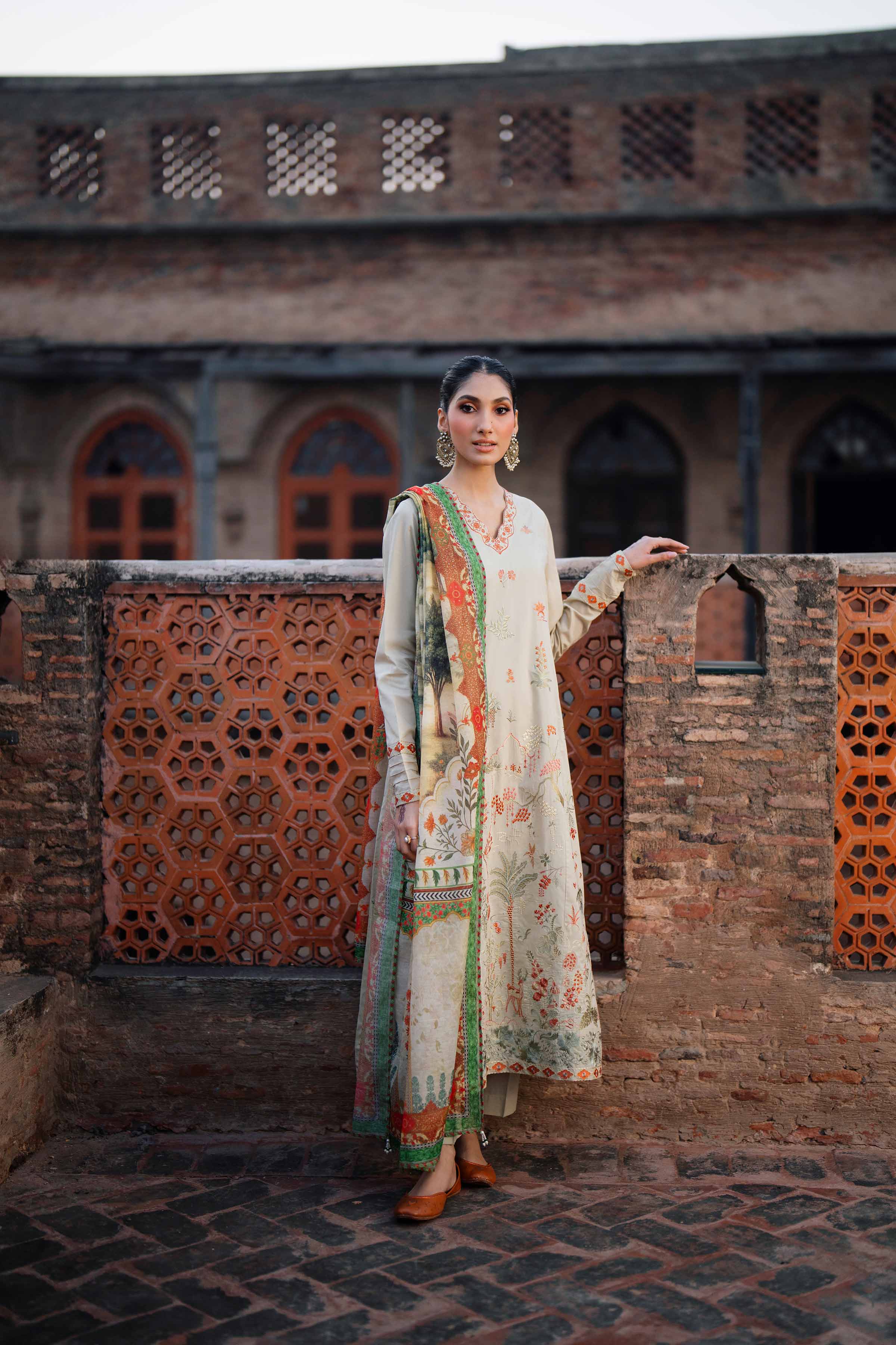3 Piece - Printed Embroidered Suit - PE26-147 - Image 6