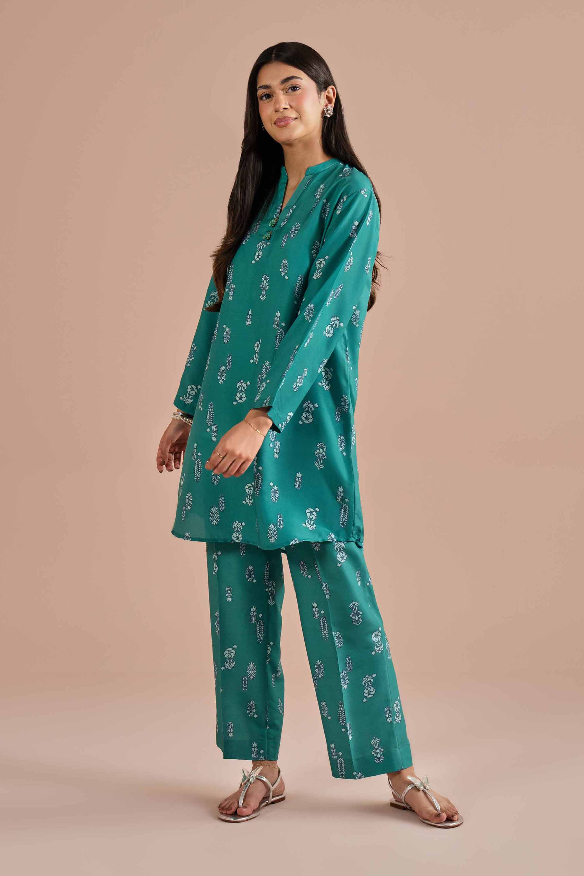 2 Piece - Printed Suit - PE26-15 - Image 3