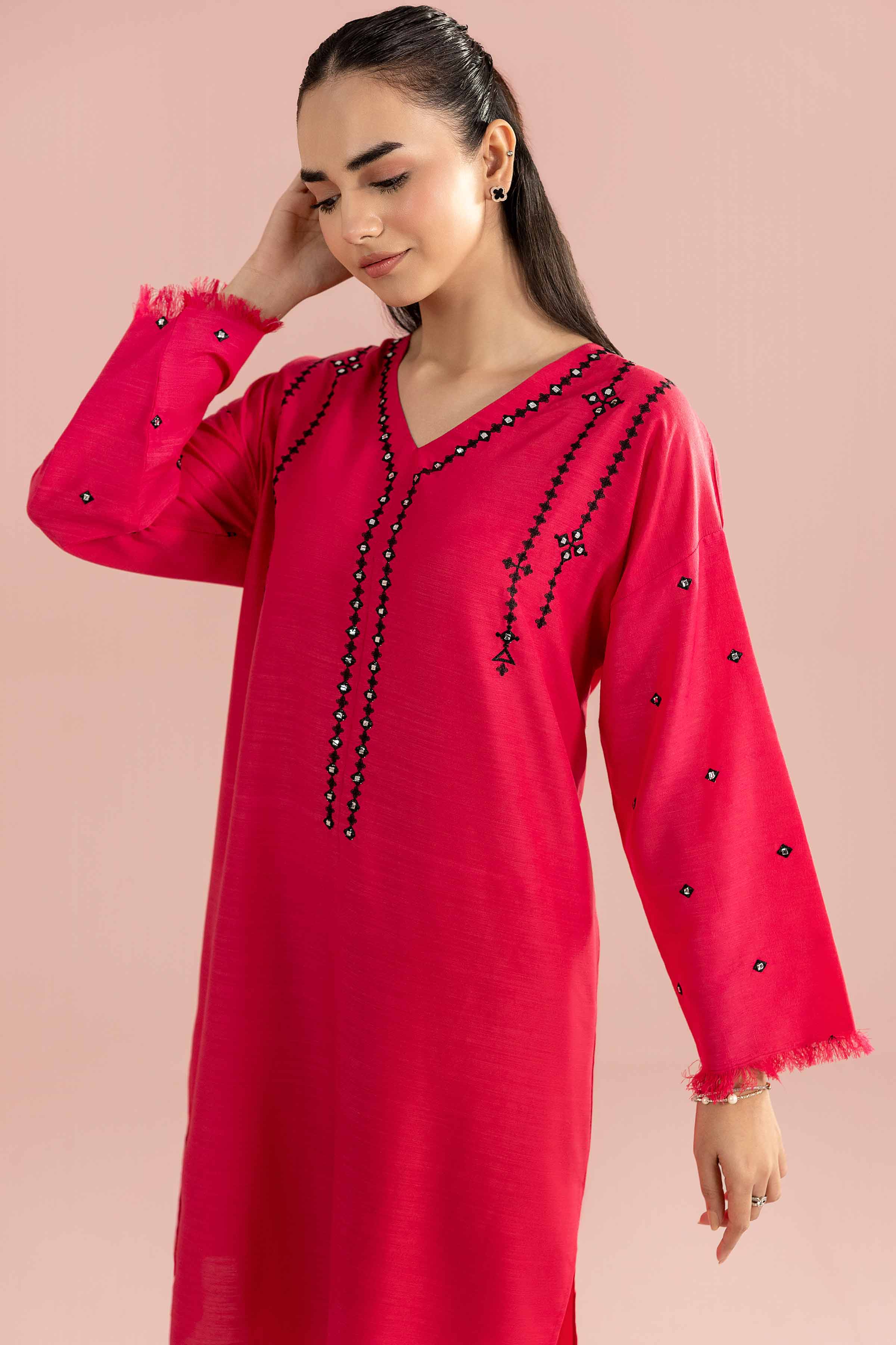 2 Piece - Embroidered Suit - PE26-163