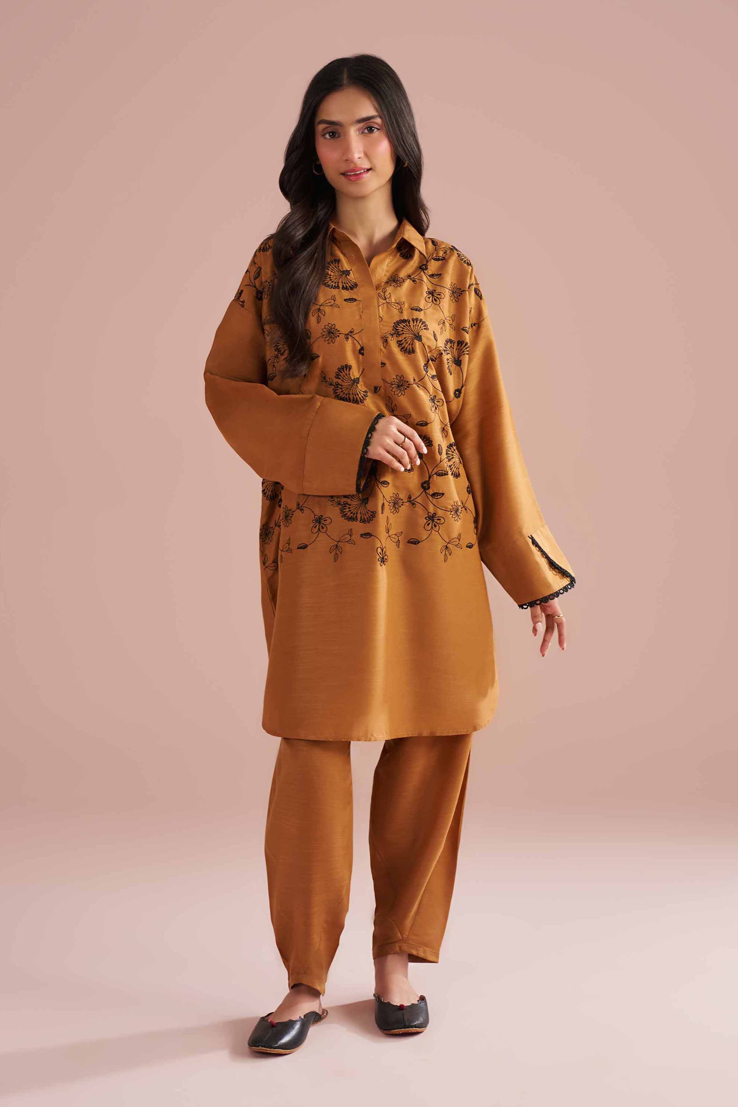 2 Piece - Embroidered Suit - PE26-173 - Image 5
