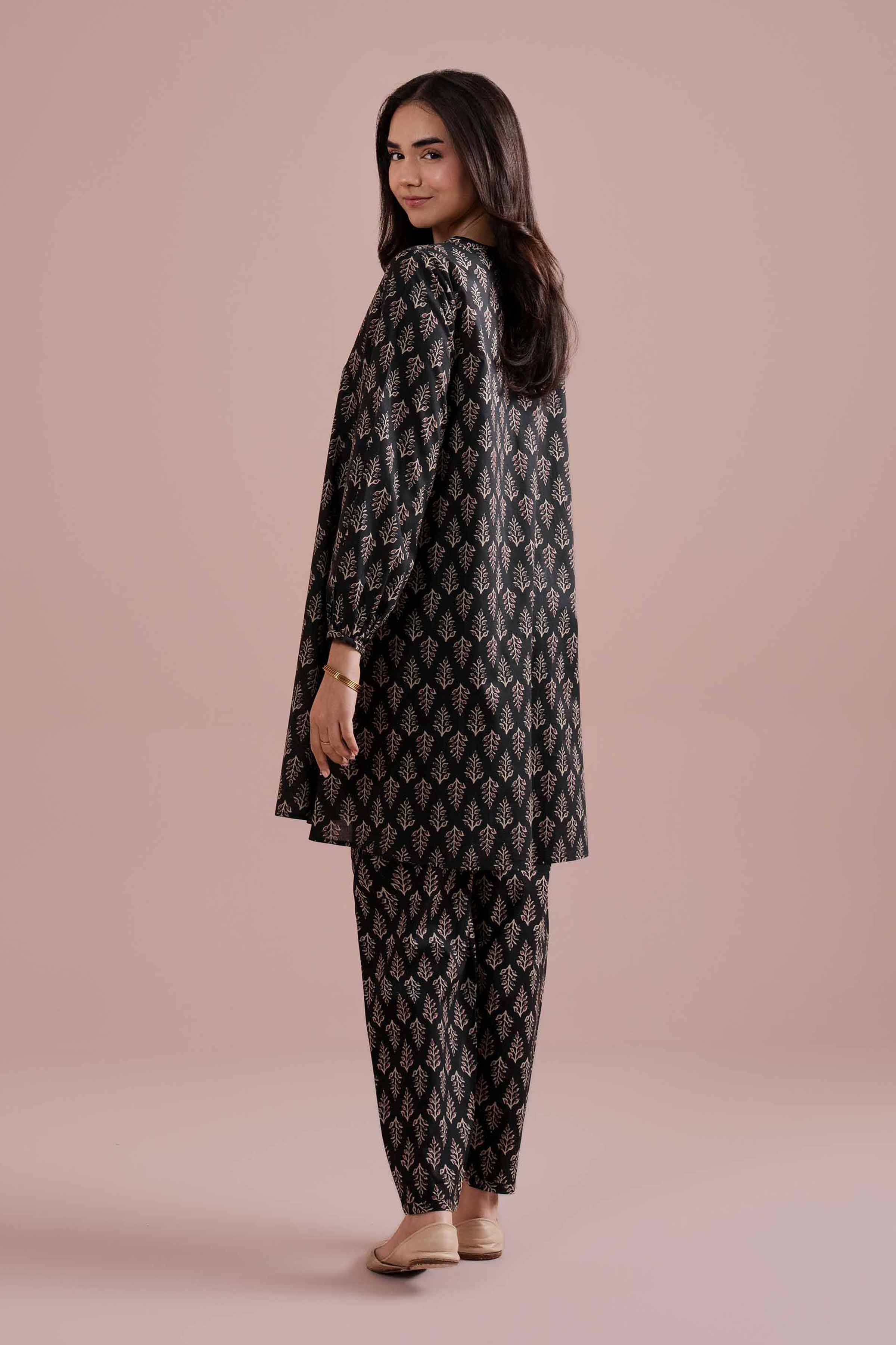 2 Piece - Printed Suit - PE26-176 - Image 3