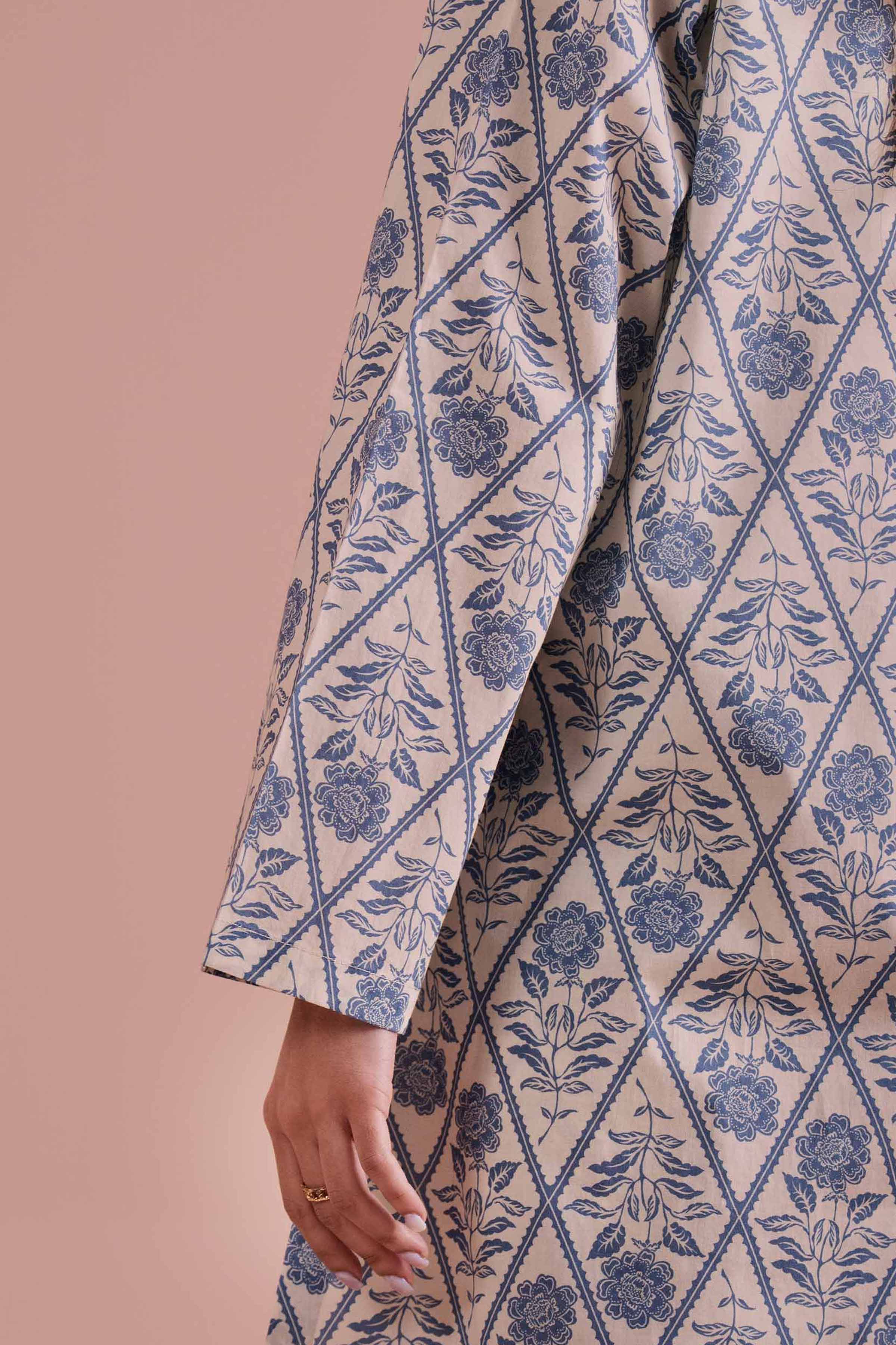 2 Piece - Printed Suit - PE26-178 - Image 8