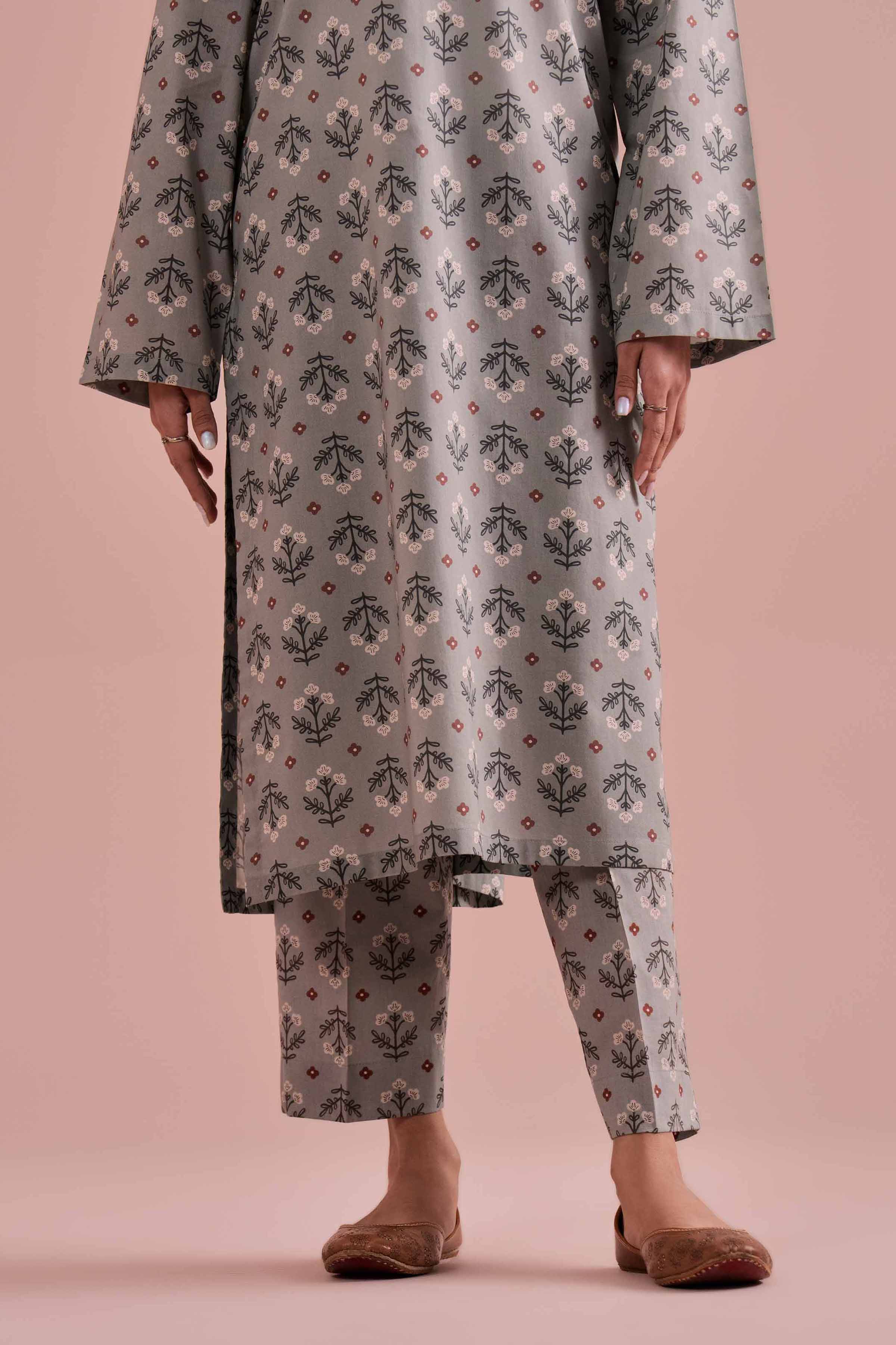 2 Piece - Printed Suit - PE26-187 - Image 8